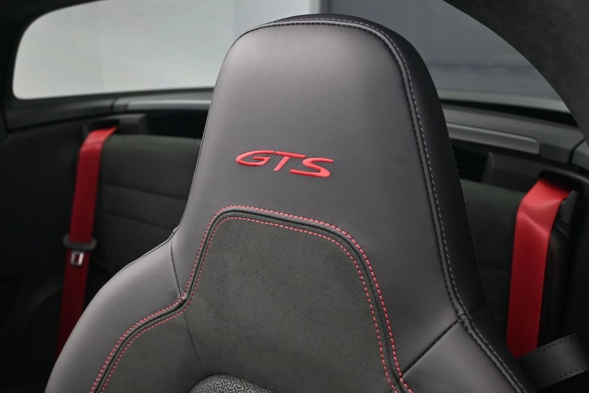 mph018_923290358_7fbdfc478640c0d5ca3ed97178f19769x_e1f556af71