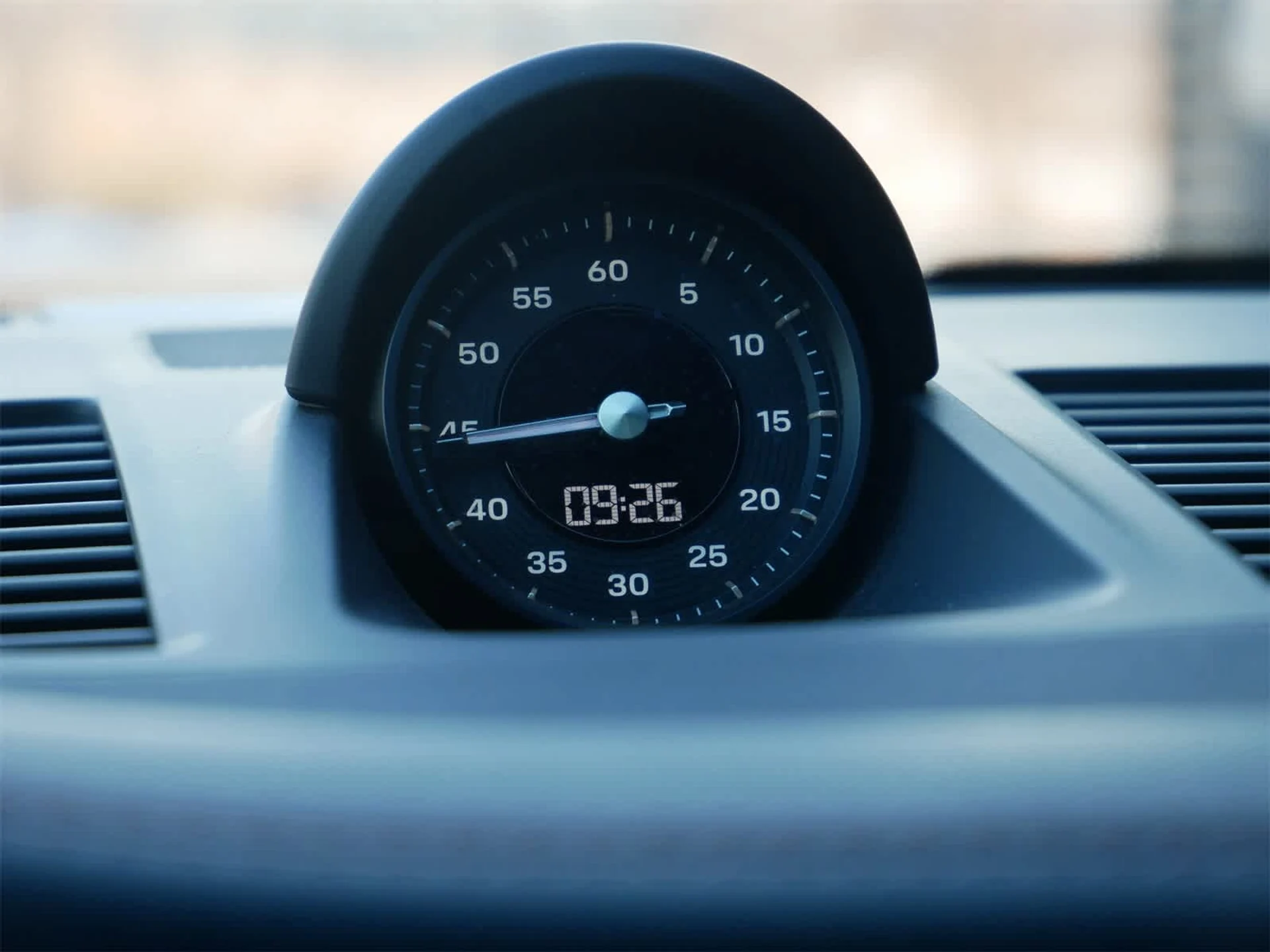 mph018_923742321_2fe3bf1b4d020cec8580013d5f42b38e_65d4373d1e