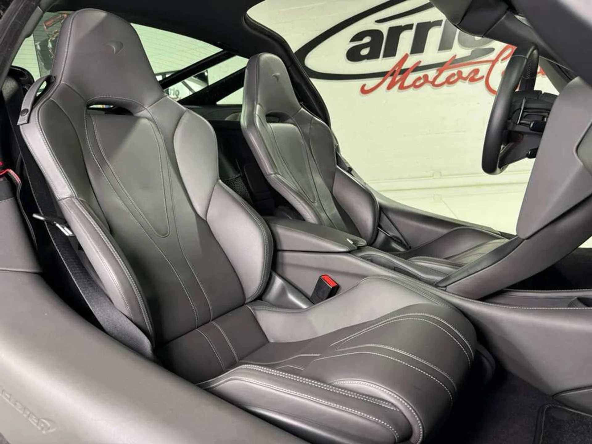 mph018_926855771_bb217c0511dae1df9a87e329920be875_eff7a87351