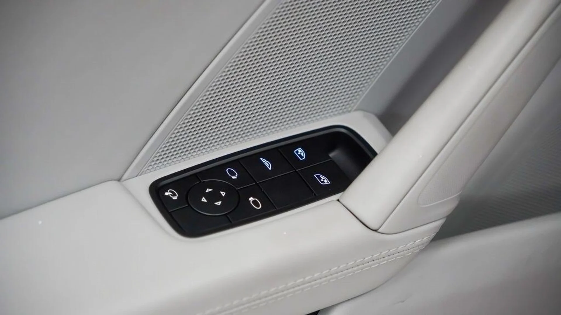 mph018_929542738_c81845471feeb0750e9137ec86da84f6x_3abbf03cd3