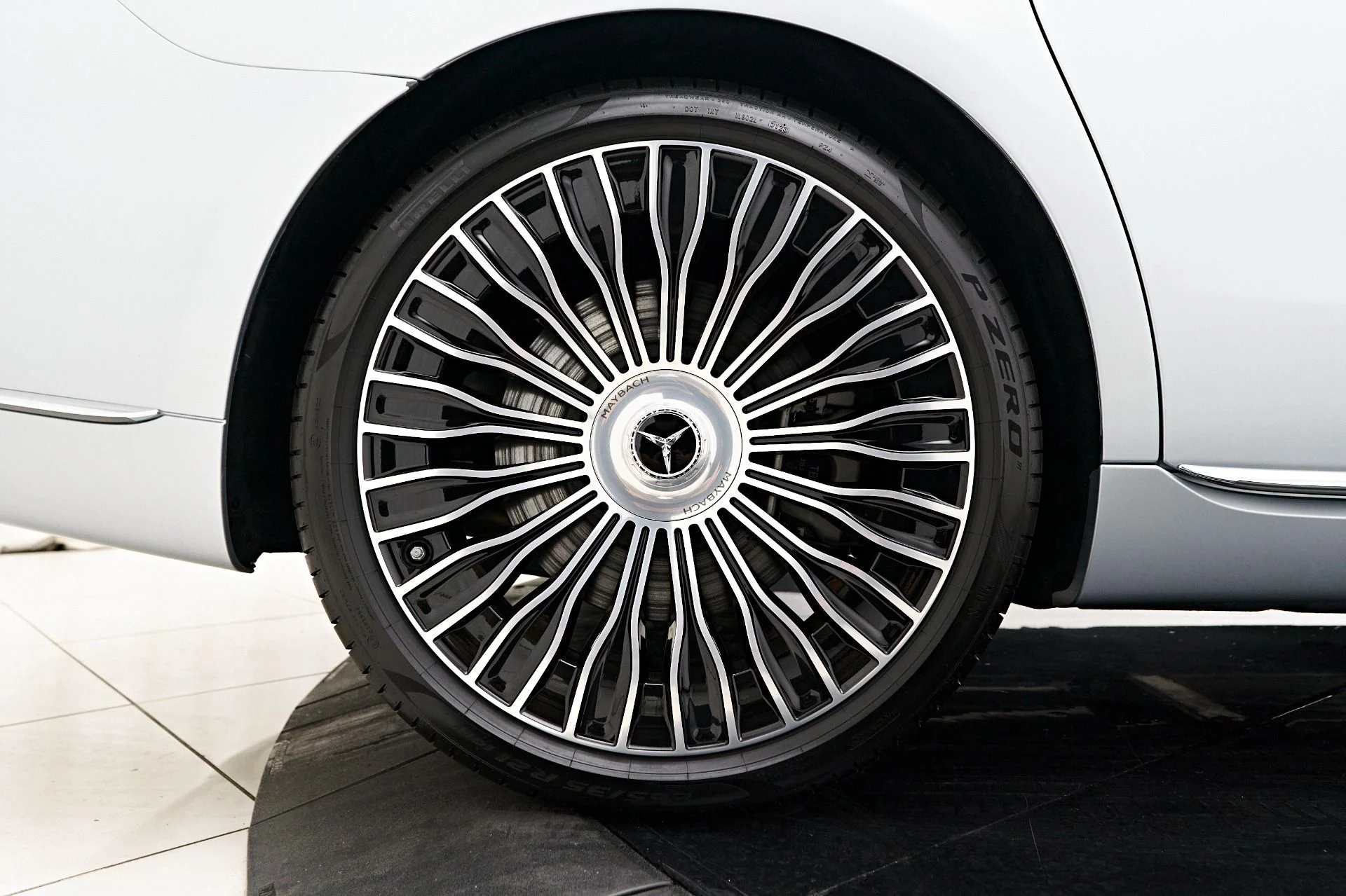 mph018_929740663_Used_2024_Mercedes_Benz_S_Class_Maybach_S_680_1729209539_65f94a8df4