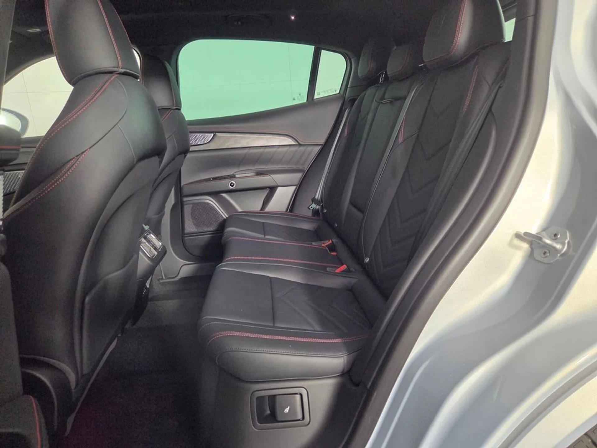 mph018_930060940_95630524506c3f04fa20605ab0f399d2_abed9a662d