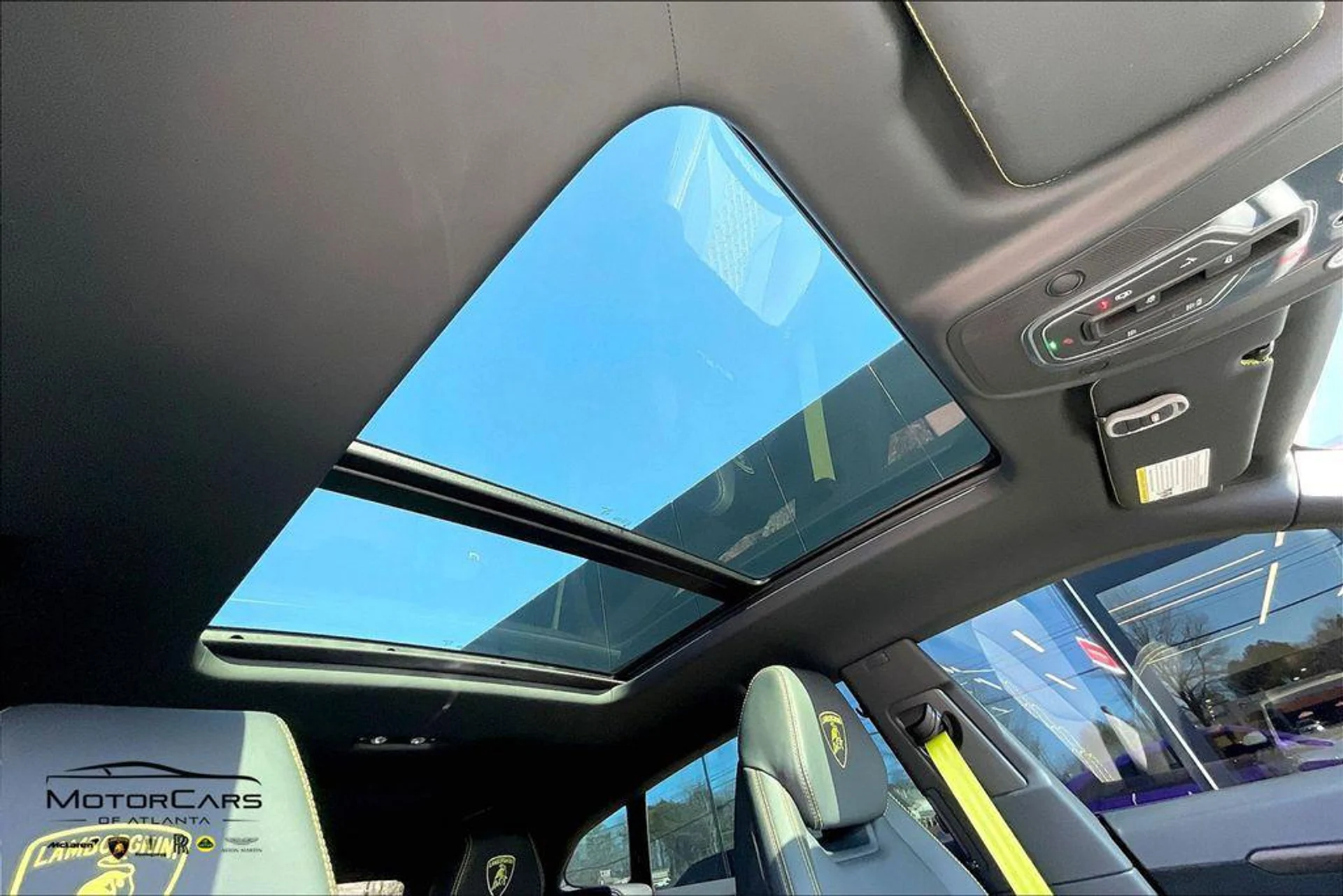 mph018_930222720_Iz0_Rn_Z3nvk_Jj_Fm_Hw_S397o_P_Xp5_KM_7ac0bad9ef