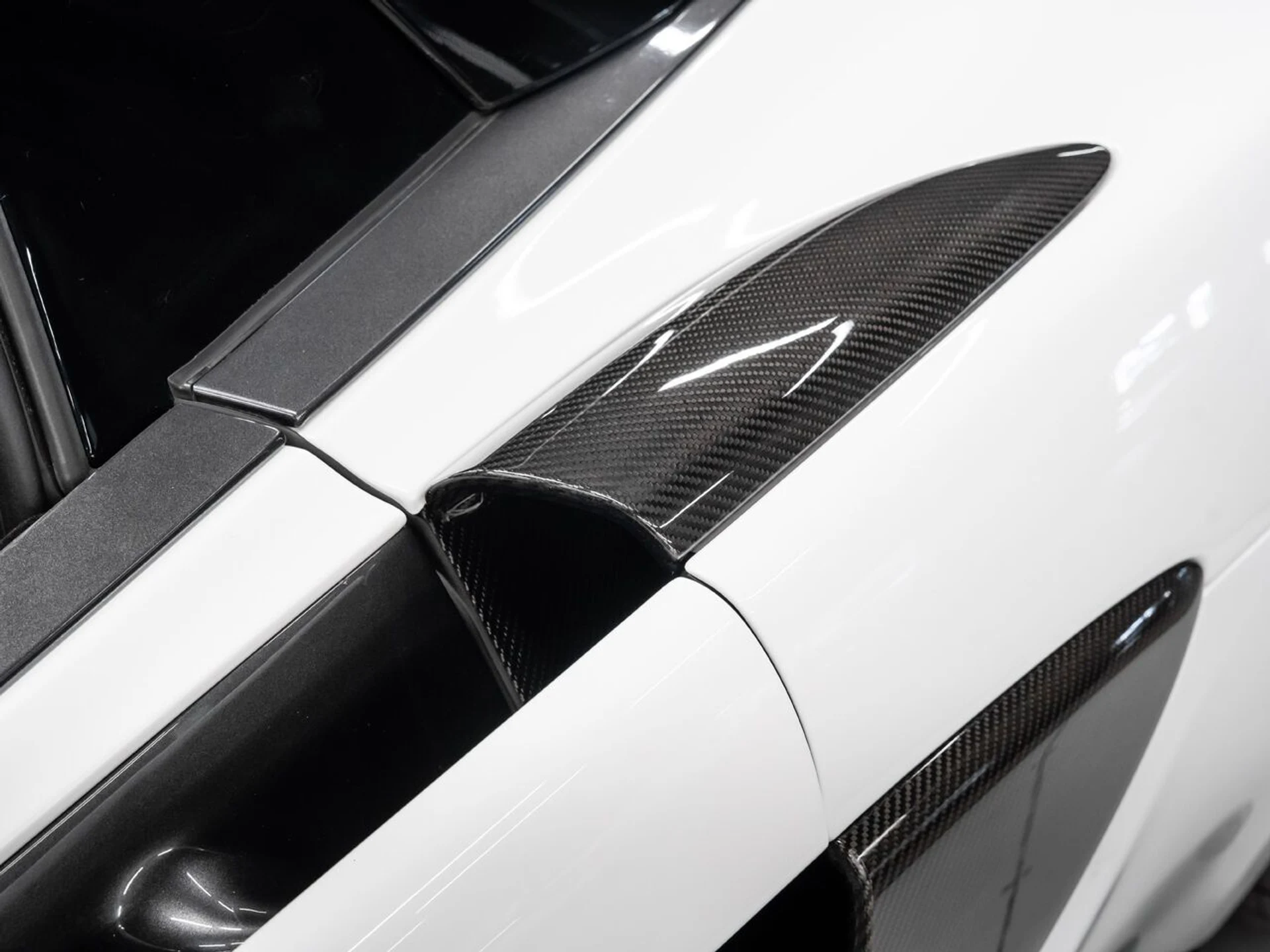 mph018_93112053_mclaren_570s_2019_bae0b575c3