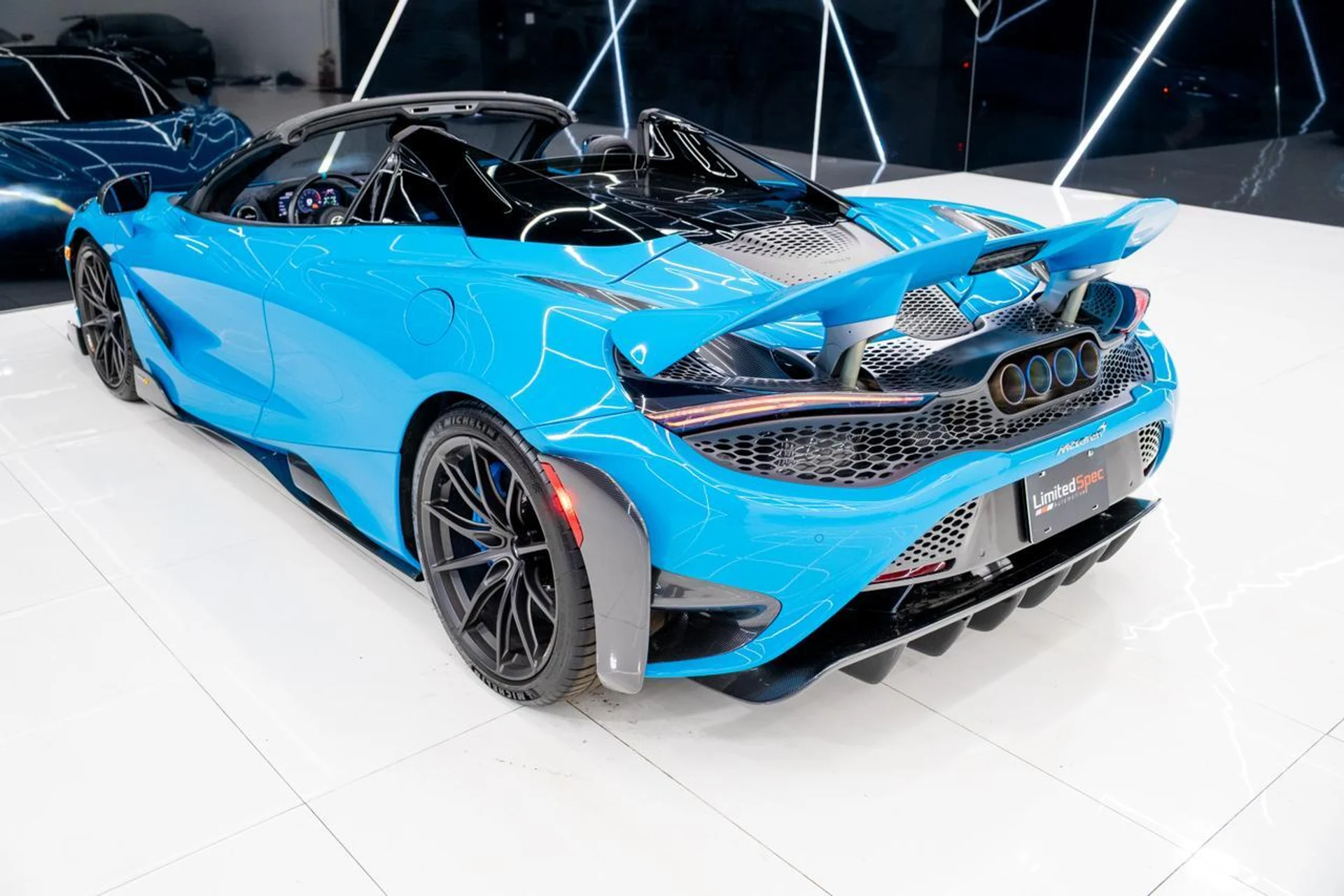 mph018_932035256_96fecfd6bf8192b8e7c4cab1e5a01b8e_59c1f29f31