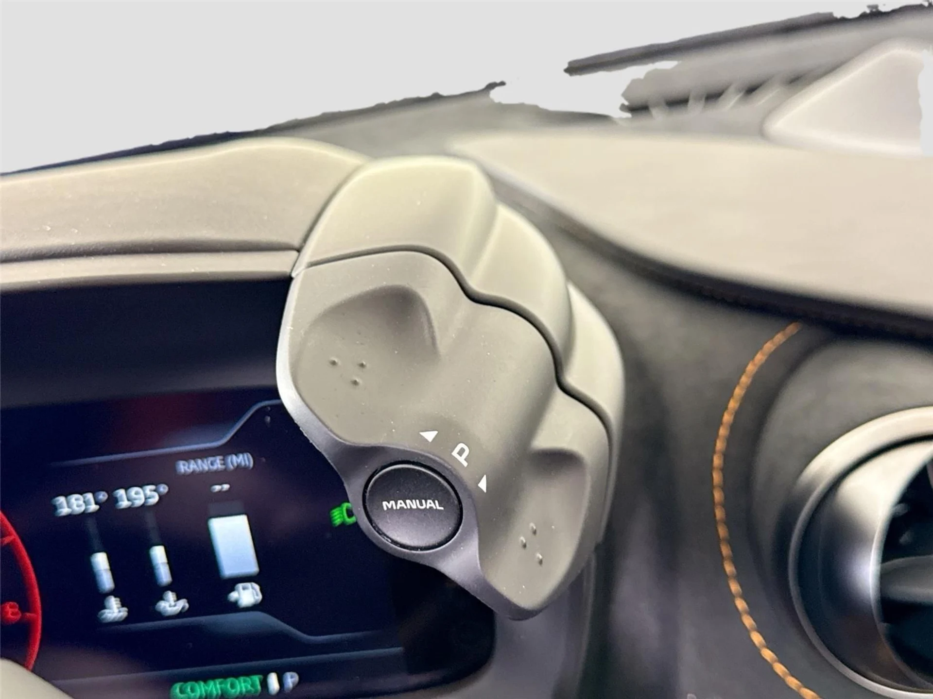 mph018_938216494_fabcc8cfece432d1deb9d6af932b802d_0541353244