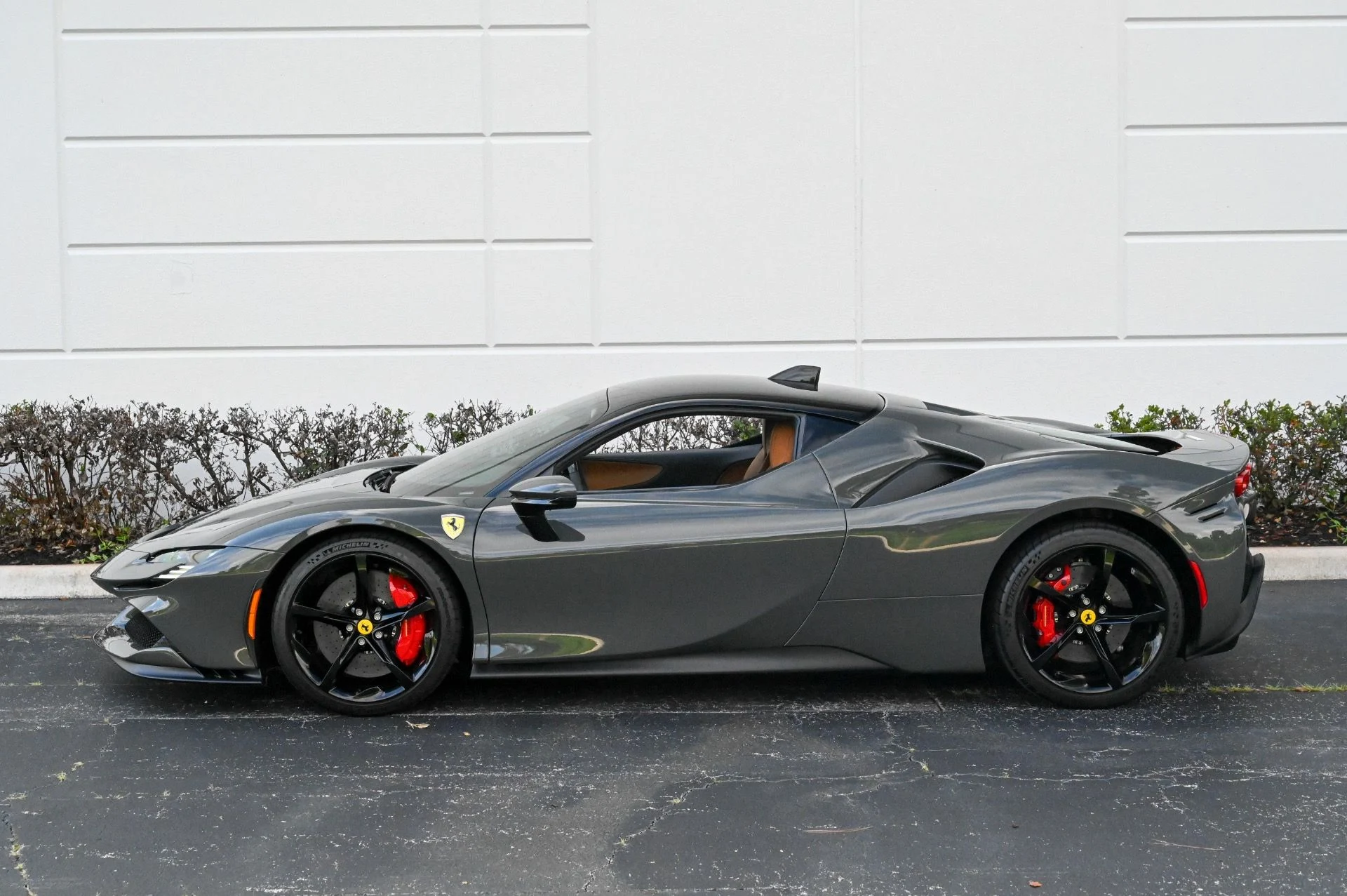 mph018_939089718_Used_2024_Ferrari_SF_90_Stradale_1747164539_0384e4a1eb
