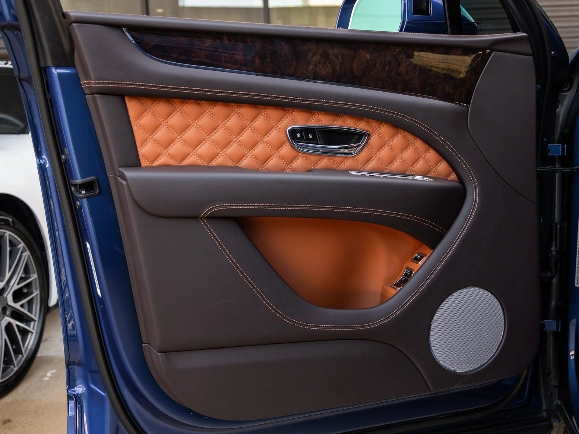 mph018_939909068_19_82ccefd537