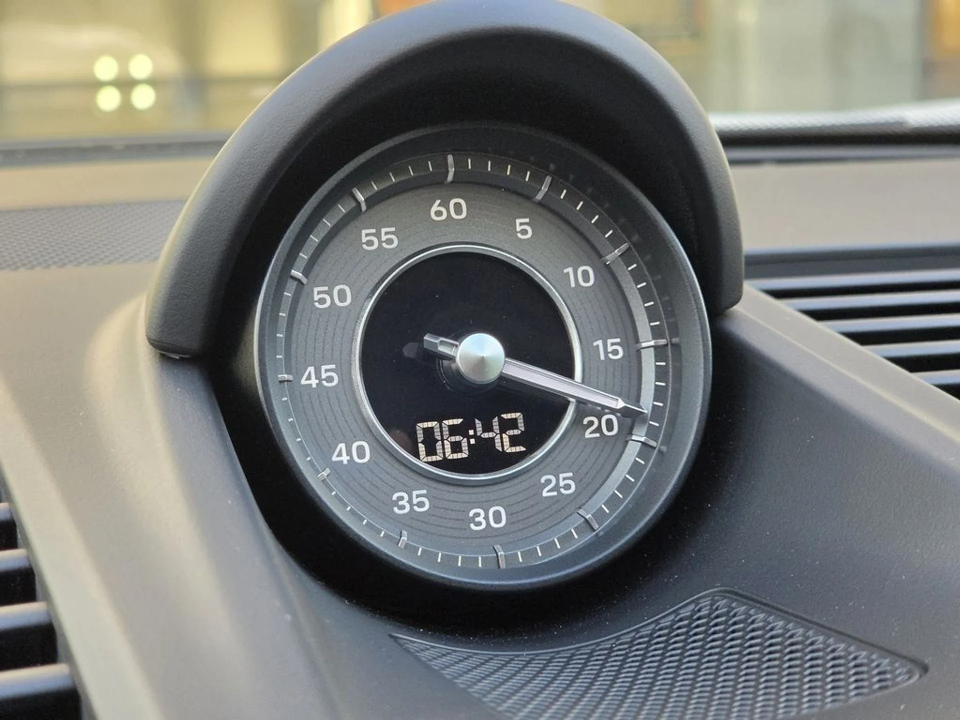 mph018_940264421_08be00d8c819707b38aea17b68e36b12_d94e64ec8c