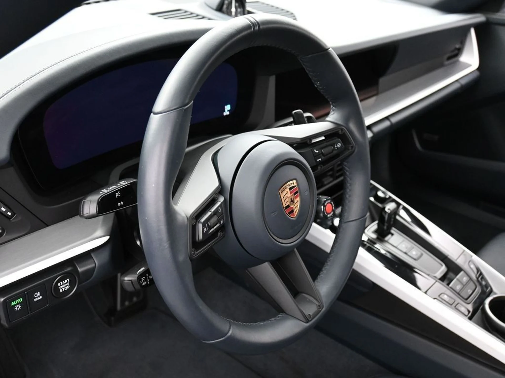 mph018_940923430_image_18_4aefcc4f35