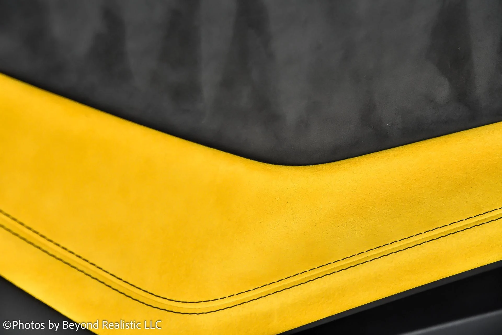 mph018_941957941_Used_2019_Lamborghini_Huracan_LP_580_2_S_1766655561_c39328c544