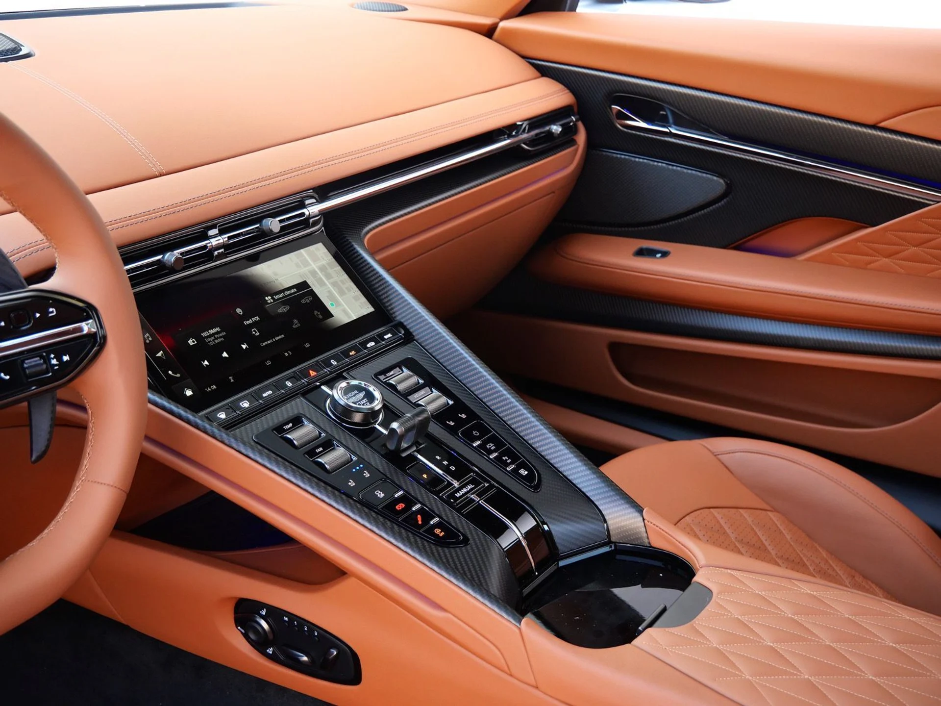 mph018_946344125_64129aa3f9a8c375e90c62259fa236bdx_dc831b38f0