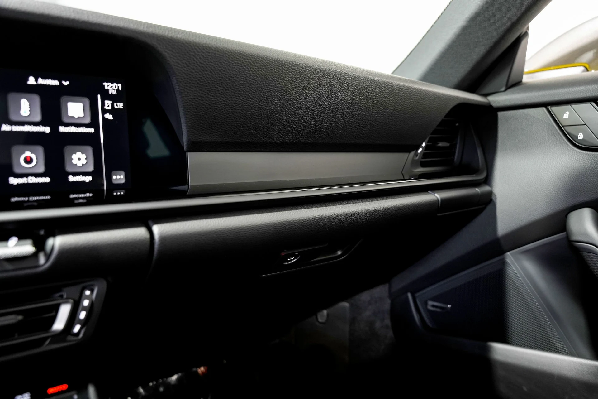 mph018_949088917_5f62e932225c466045f0457173759bf0x_62a1775fd3