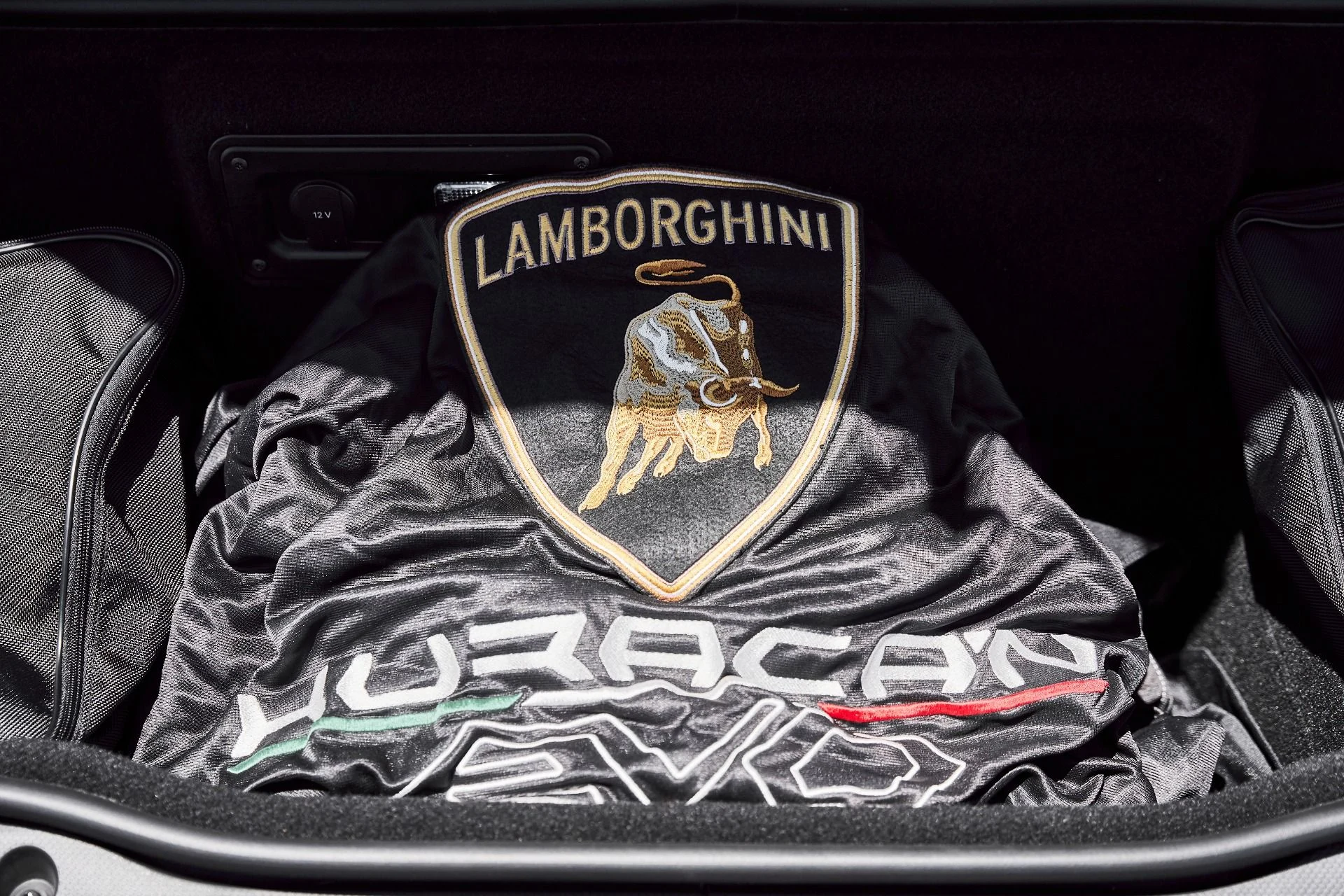 mph018_954345003_Used_2021_Lamborghini_Huracan_EVO_Base_1780708680_37a01705d0