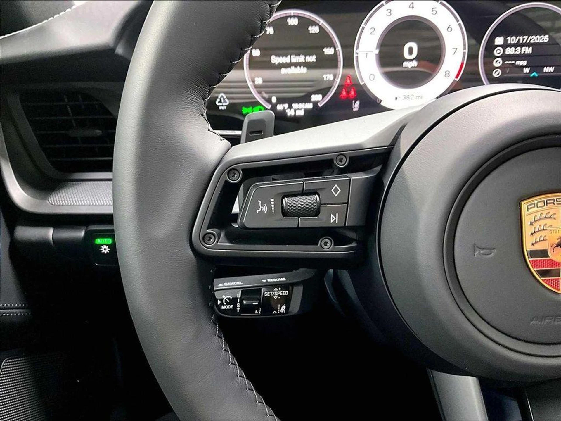 mph018_957300367_Ll_UC_0jzy_Ap_Lf5_FZ_Nl9w7_KD_6_Qkq_M_5d9335a4b0