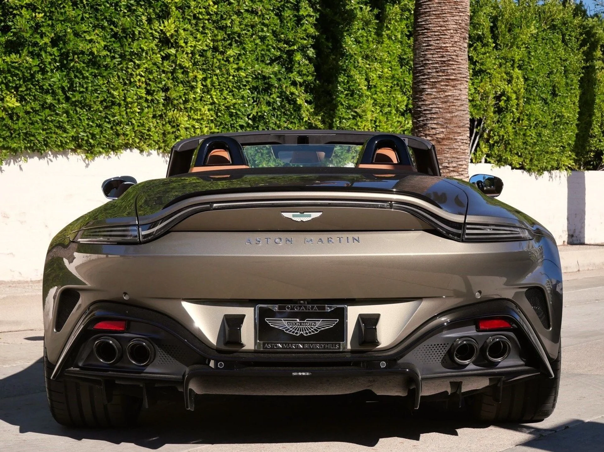 mph018_95789053_8c14e23482c0dfeadb7a1da7eac9c37ax_934e90fc97