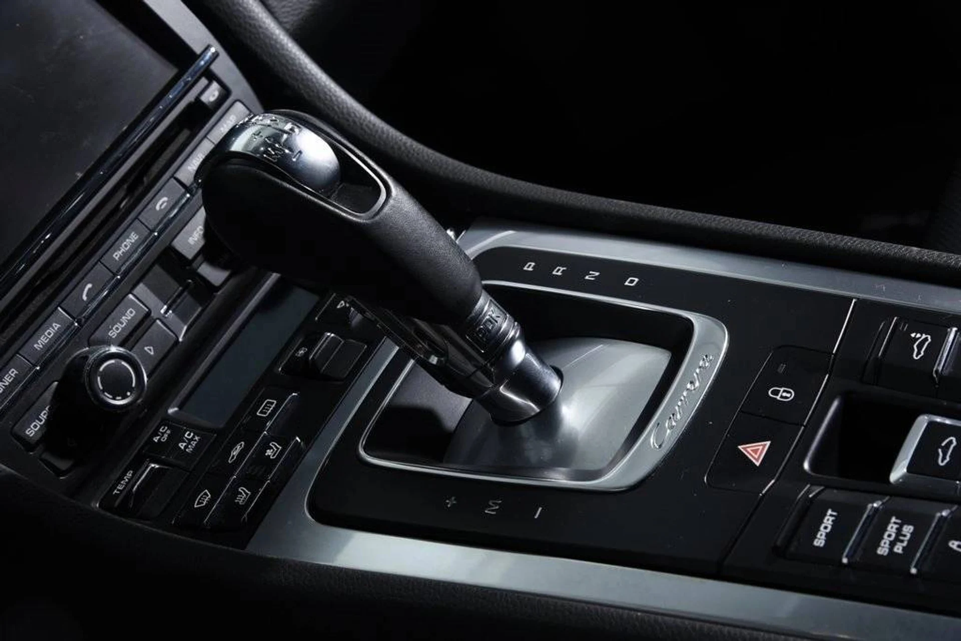 mph018_958463136_f0bf02fa2a44d94ab9467080e63198bax_1302efebb0