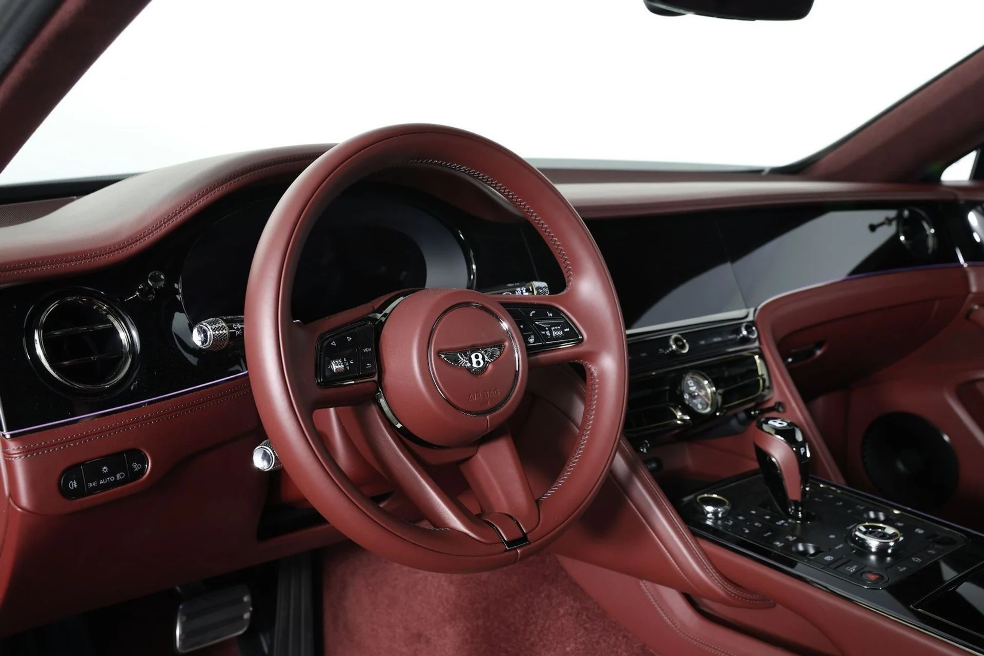 mph018_959489859_7394fb17db1d8e4aba68cd1fa062f82f_8b1bf4379d