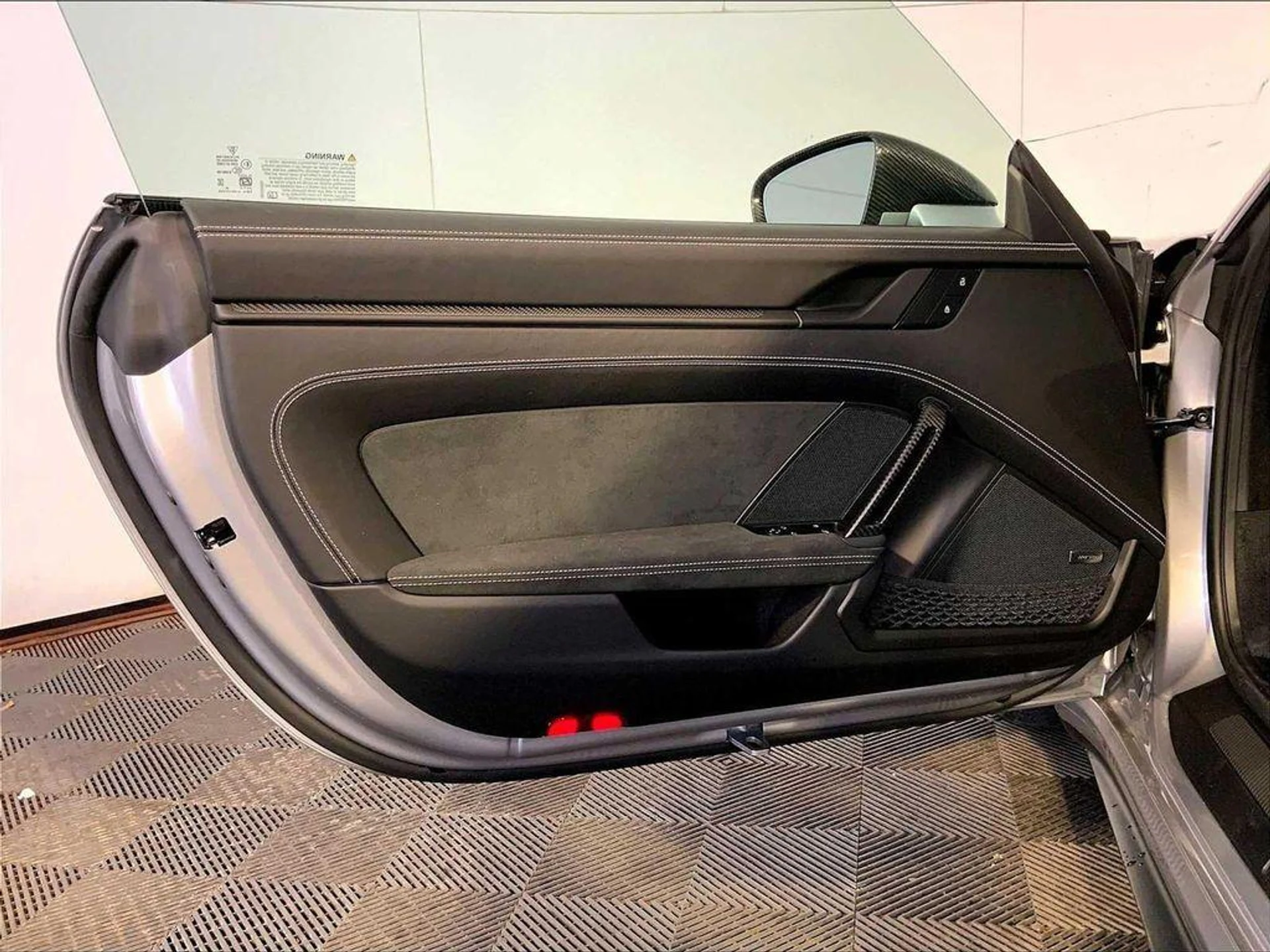 mph018_964860849_Pb322l4f_J_Vrrs1pl_Stcd_D_U8t_M_ffed96cb7c