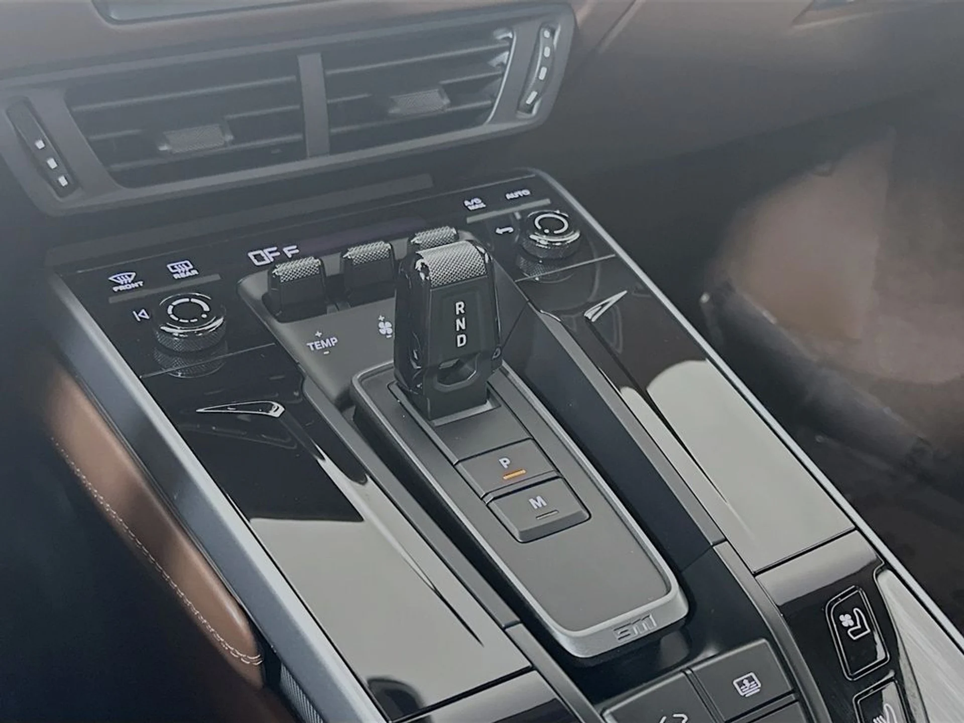 mph018_968531785_8d0f91f5af538097c52c1eb2904a09cex_e0c4d3d688