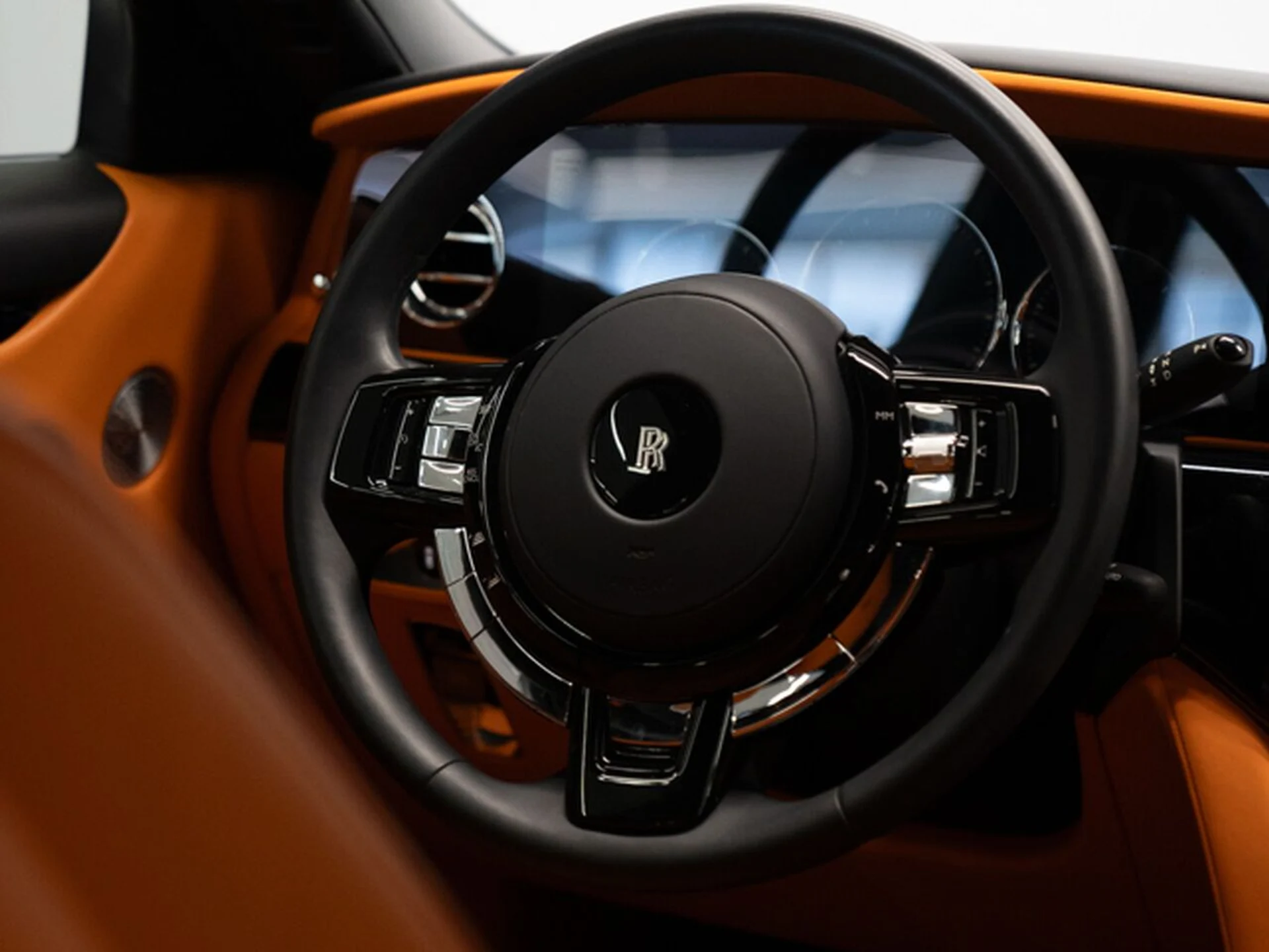 mph018_97506622_rolls_royce_ghost_2021_jpg_v_1754355020_d451f67d07