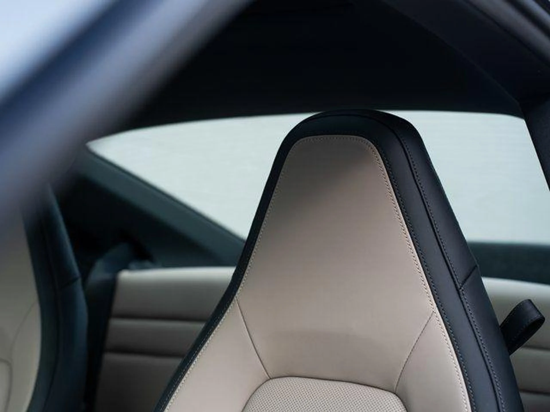 mph018_978884486_IEG_Npluv_Xba_W_Rex_Tw_S_Eky94js_J0_07f2f09920