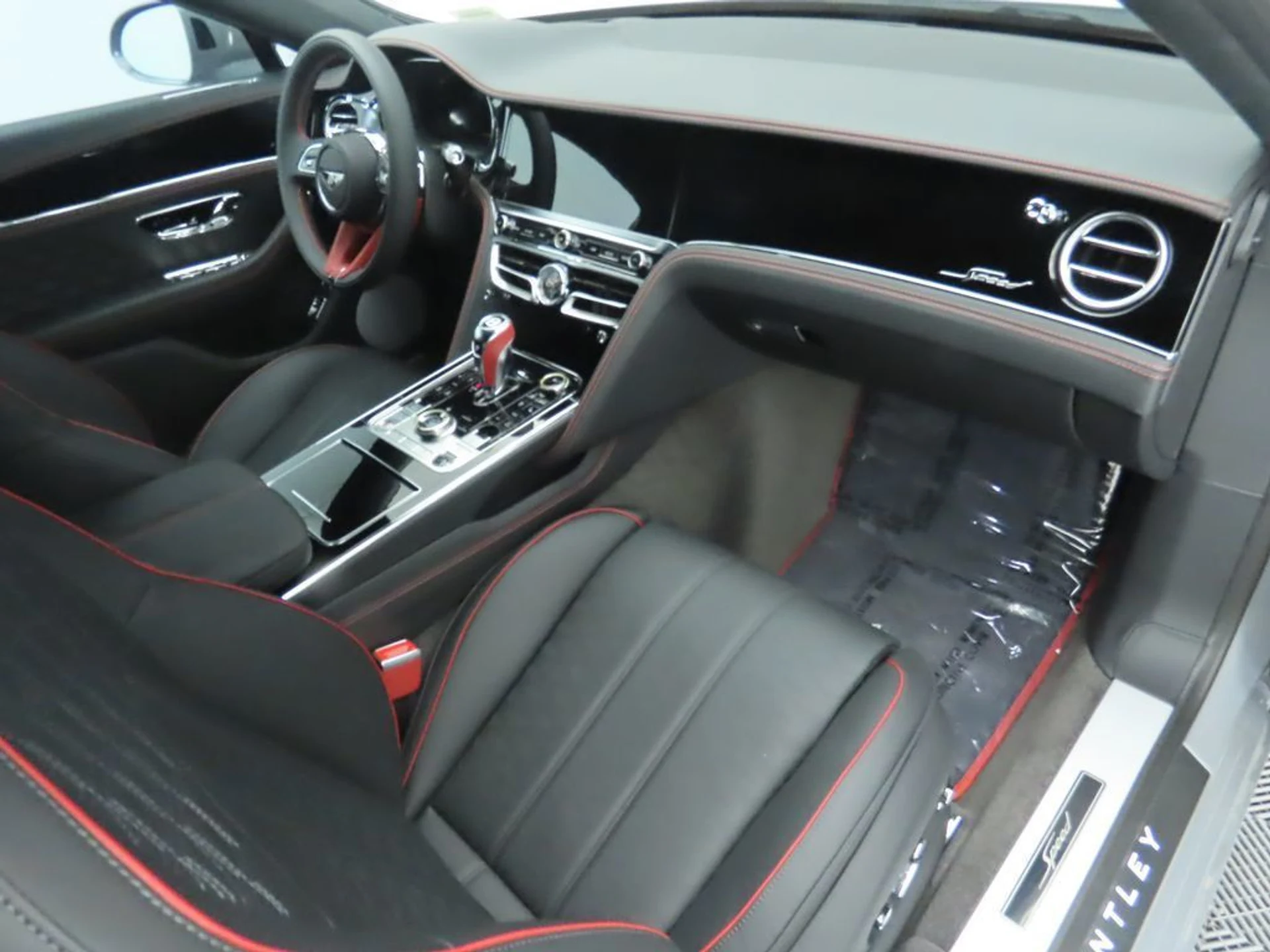 mph018_985974045_new_2025_bentley_flying_spur_speedsedan_8119_22891449_19_1024_d2b48d0334