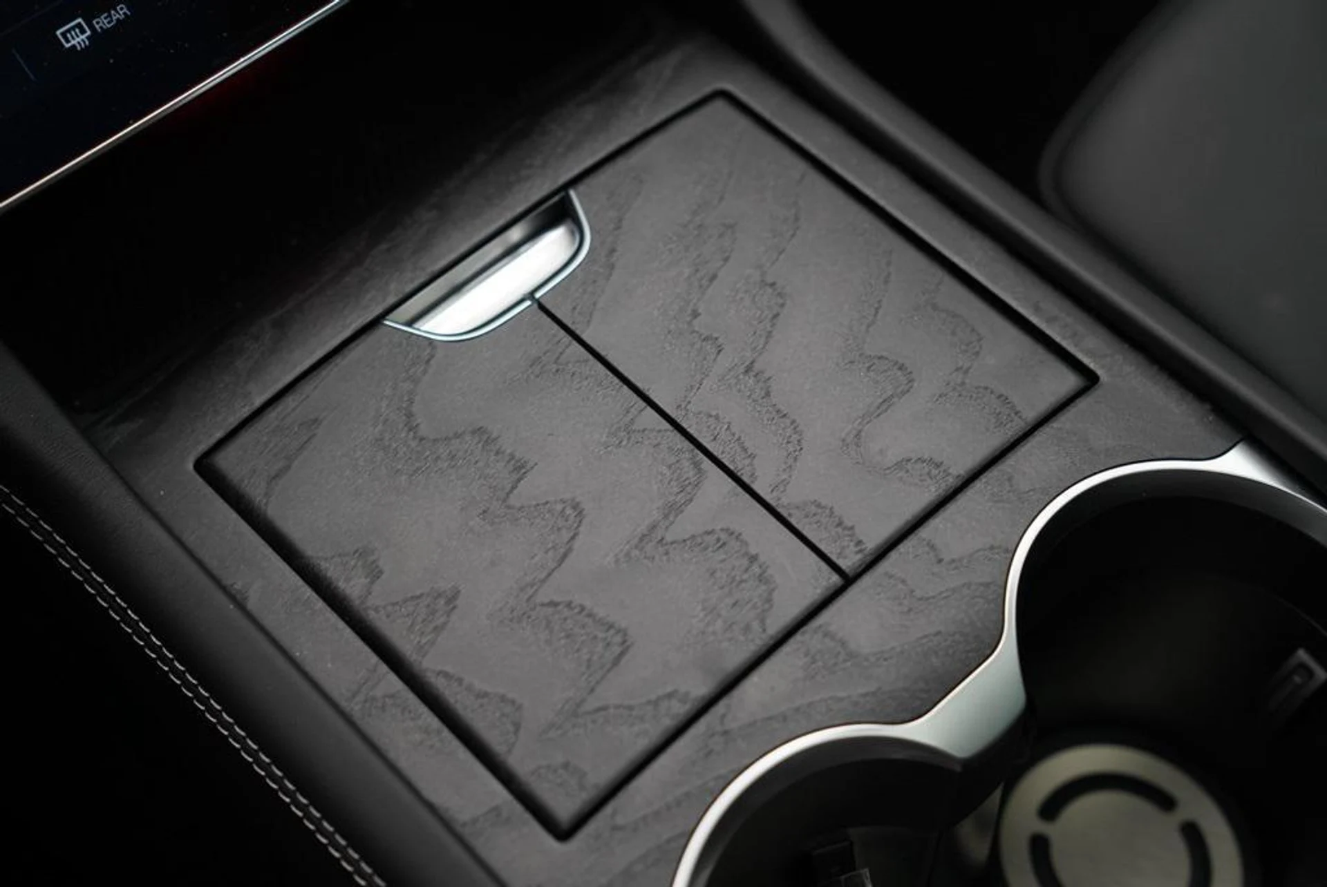 mph018_986365138_Uo_U_Ie6_Rt_Db_Th_ZH_Fz_bm_Olf_Vpuls_04c719b17d