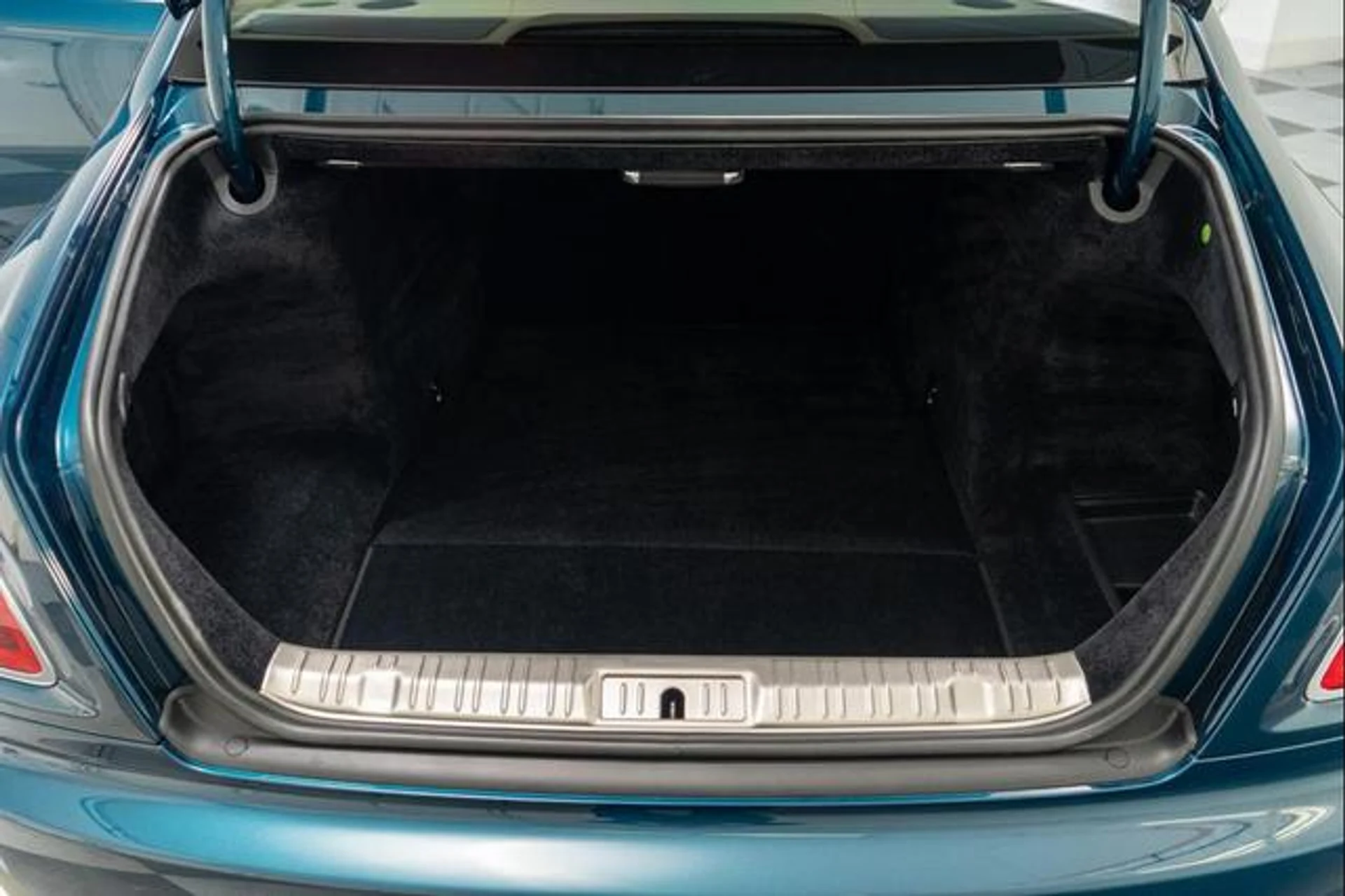 mph018_991328530_W_Pn_YK_4_Ffa_DA_Sz_Uy_Fond_Z7ka_PQ_8_Q_68e0000759