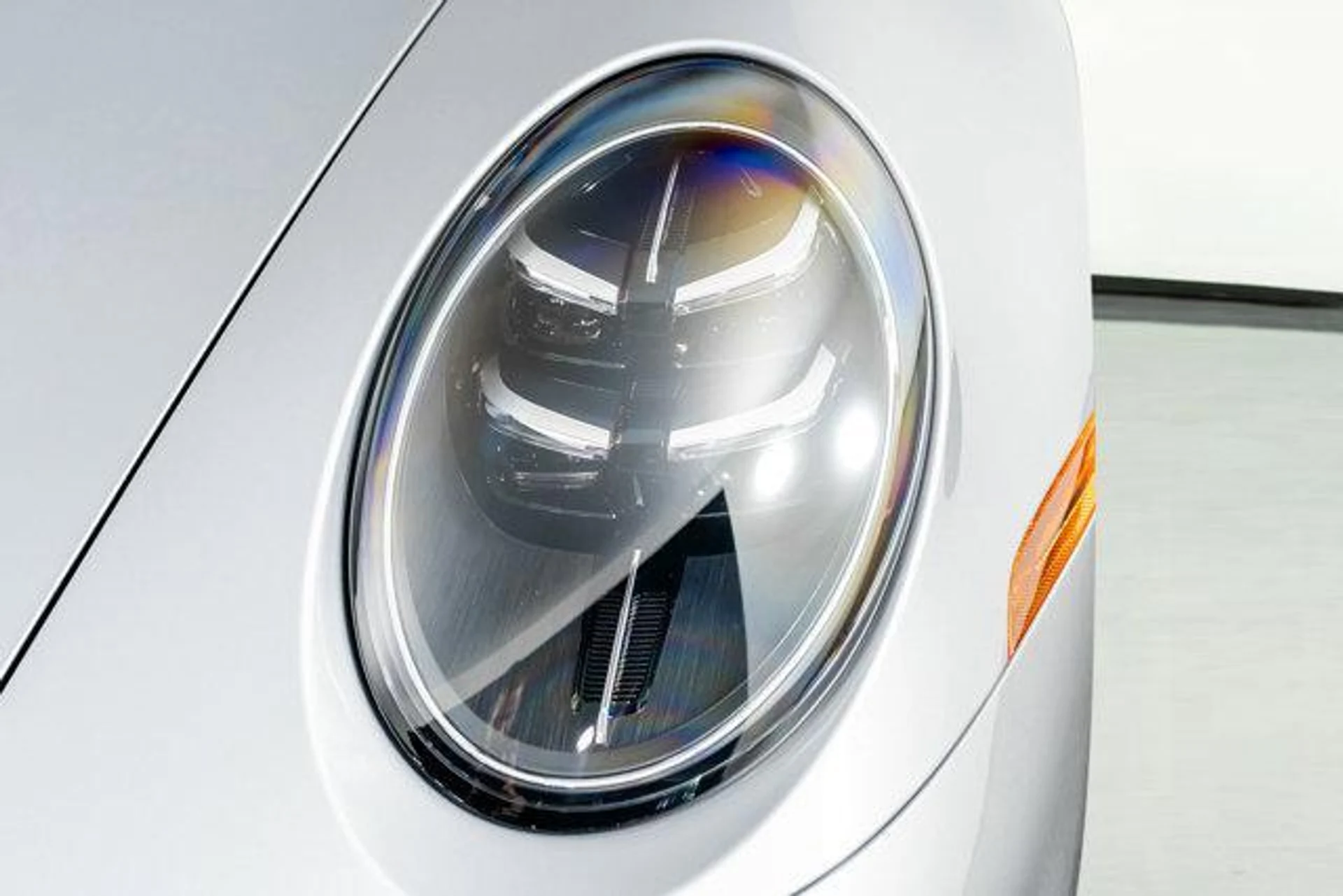 mph018_991615146_x_Vvko9_UH_Uu_Xl9_V3_OH_Fo_N3u9g_Uv_A_694c75eb7a