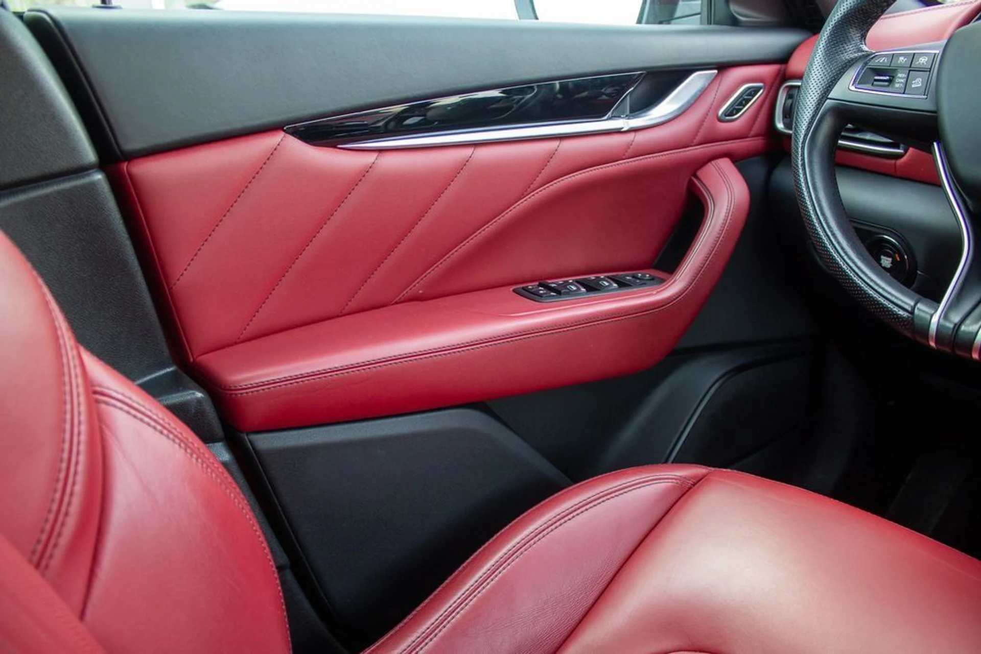 mph018_995542665_cd0ce97a8193a344dc580a97a5816267_64d4a1781e