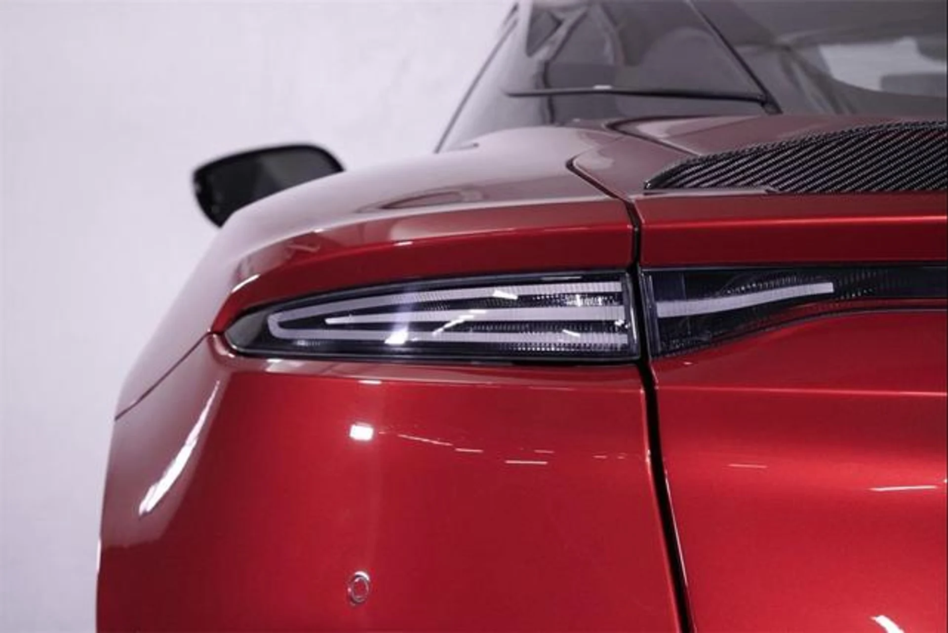 mph018_Nqcf9_Wb_c4uqj_FF_Jipx6z7s_Mlv4_421d81daa1