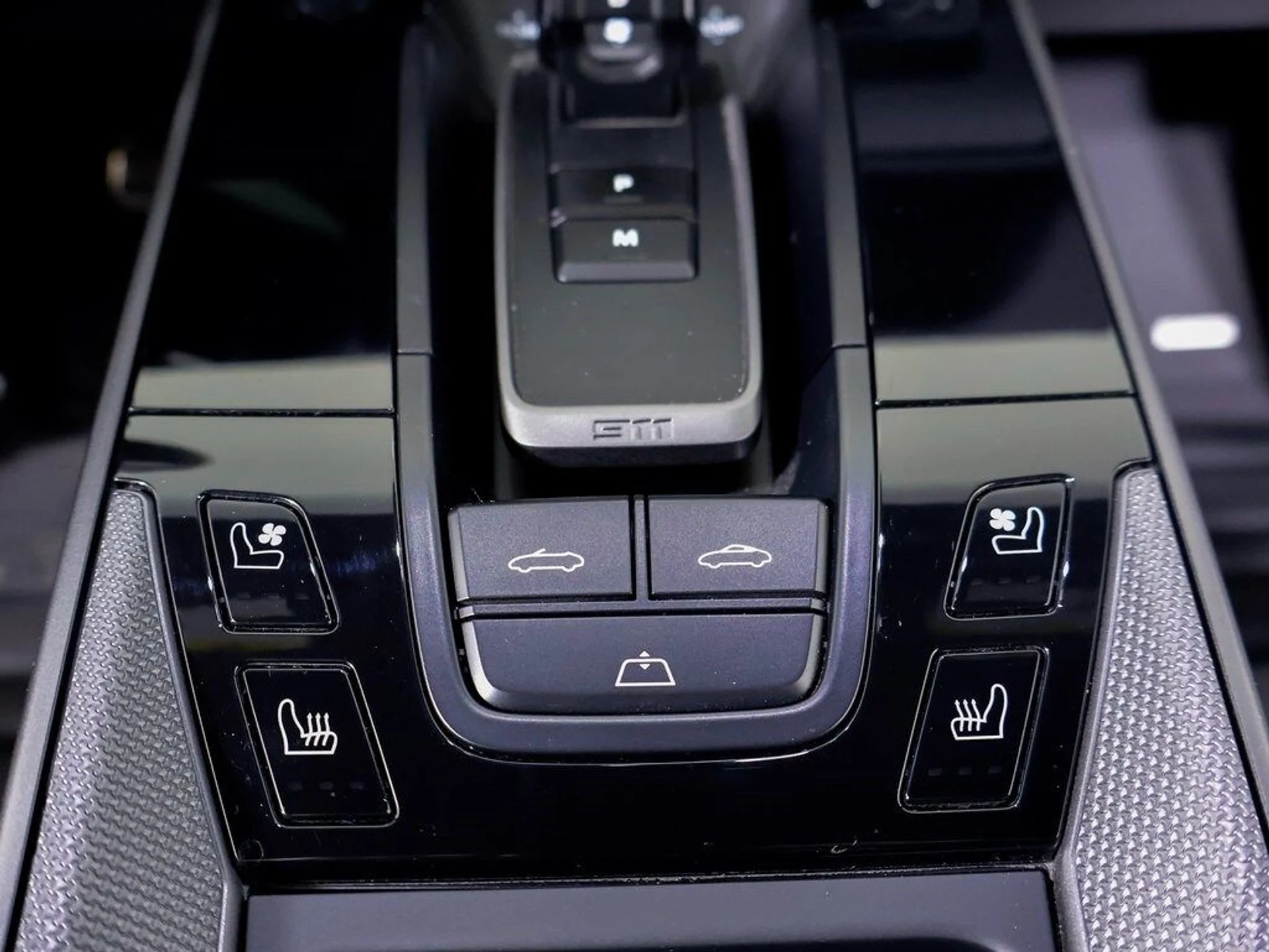 mph019_10003784_4207bb7cd6af053aae8d26fa99496bd7x_a64b513399