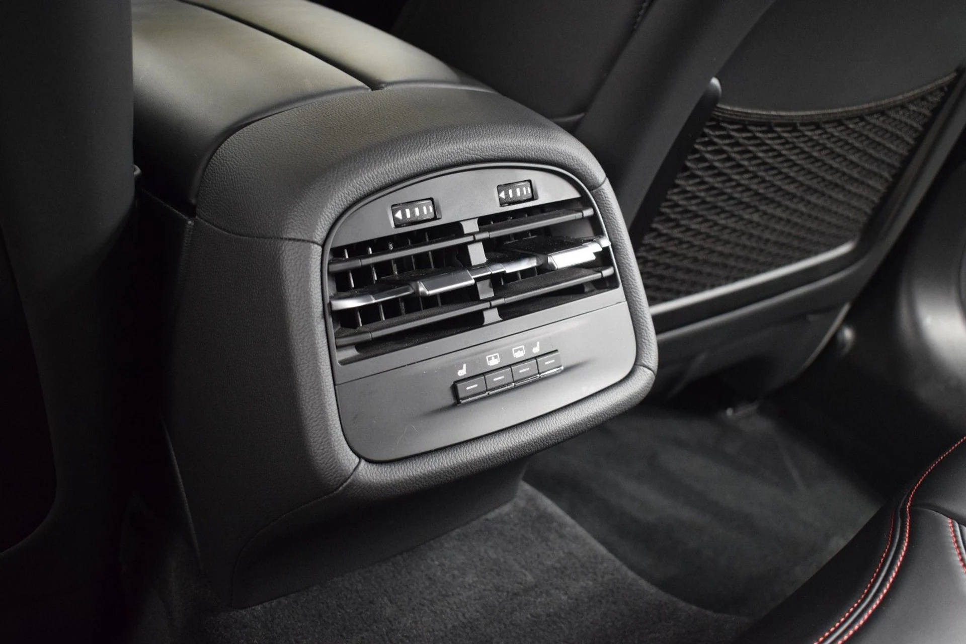 mph019_1001459583_cfe90633d095c72025bd85ba04f54632x_518187593c