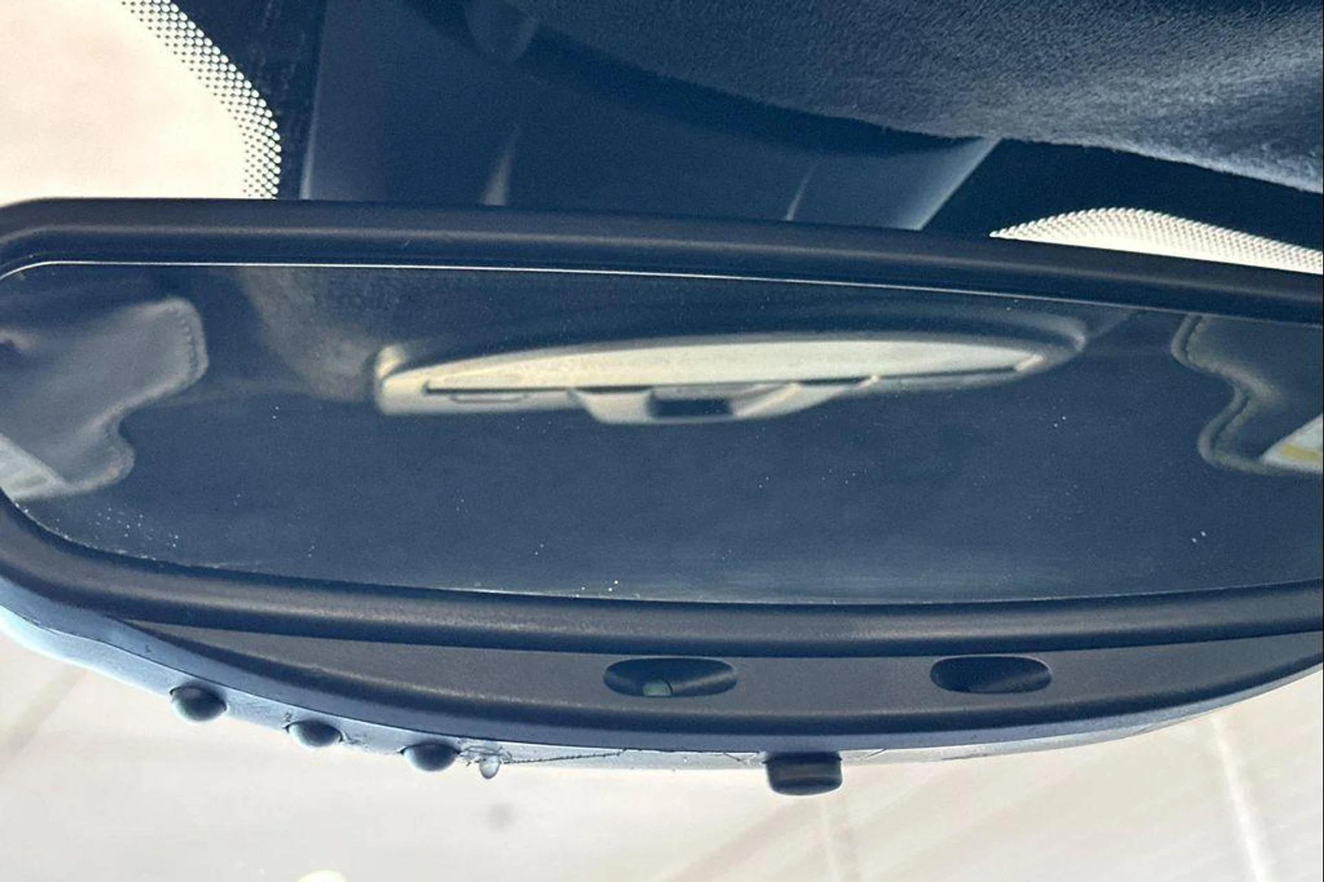 mph019_1003239960_50_Gsn_My_Z_2t7_Noe_Mxv_B_Ne0_Ird_I_15fa354e3f