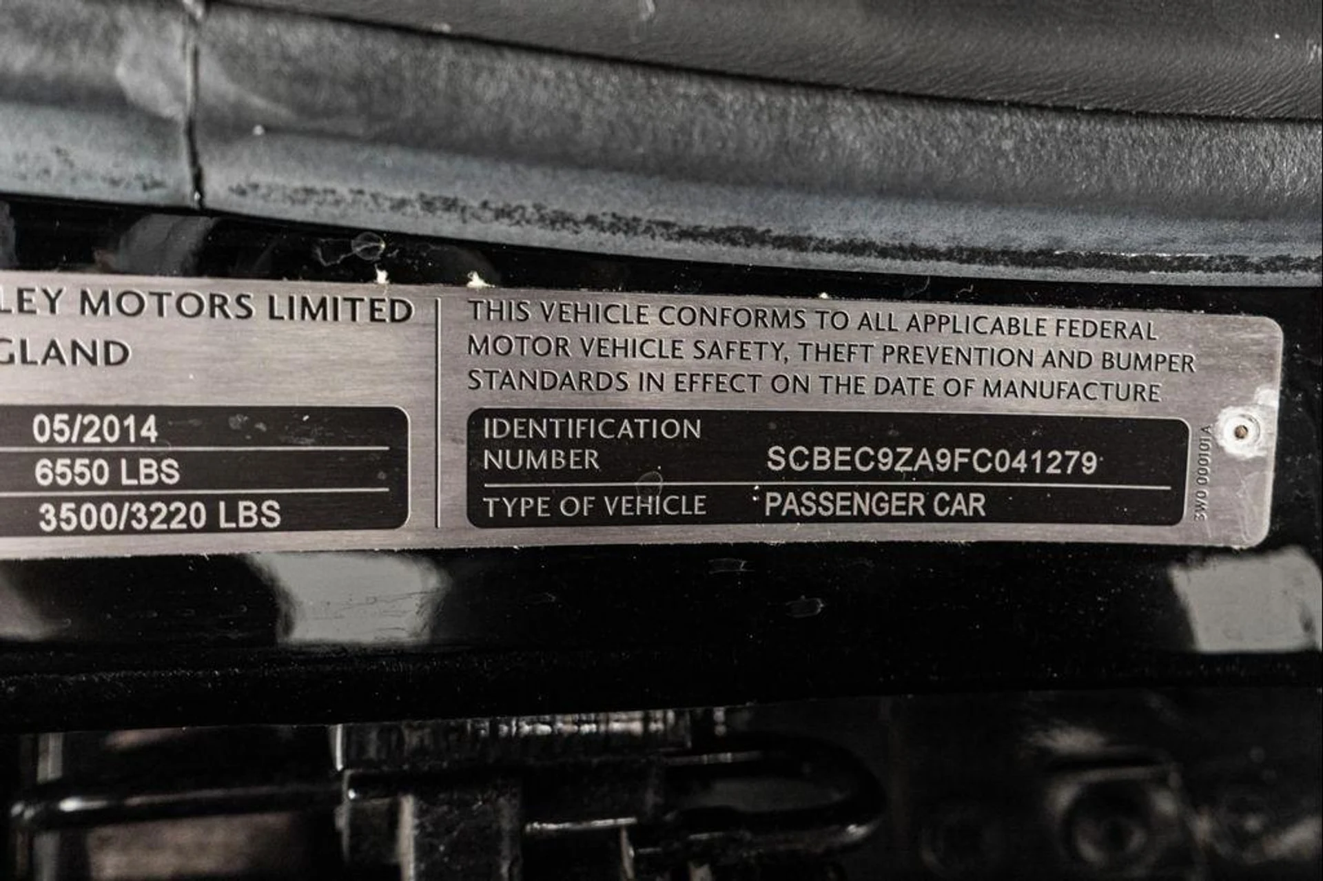 mph019_1006370074_d_U4j_J_Md_X_Hu4_O7_T_Px_MZ_0m14_G3s_Gw_9e49dfddd0