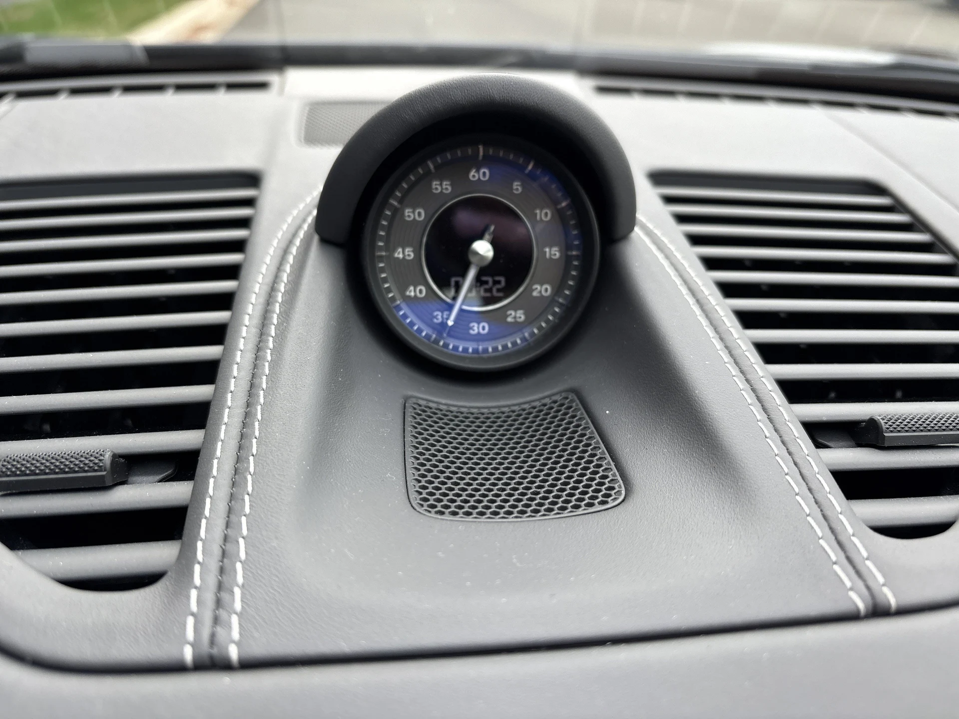 mph019_1011145554_18f1a689695d40d8b4dac40ef8cbf96c_85b0e90763