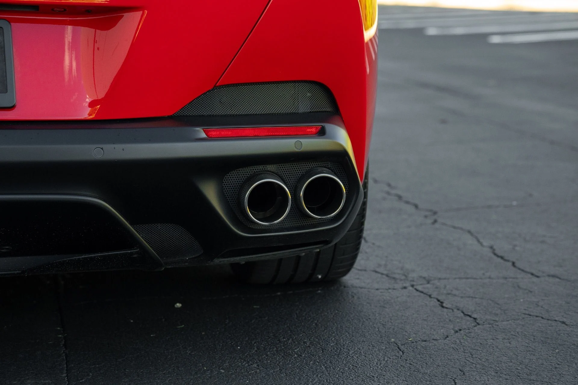 mph019_101261128_Used_2020_Ferrari_Portofino_1760457229_d464f5ab61