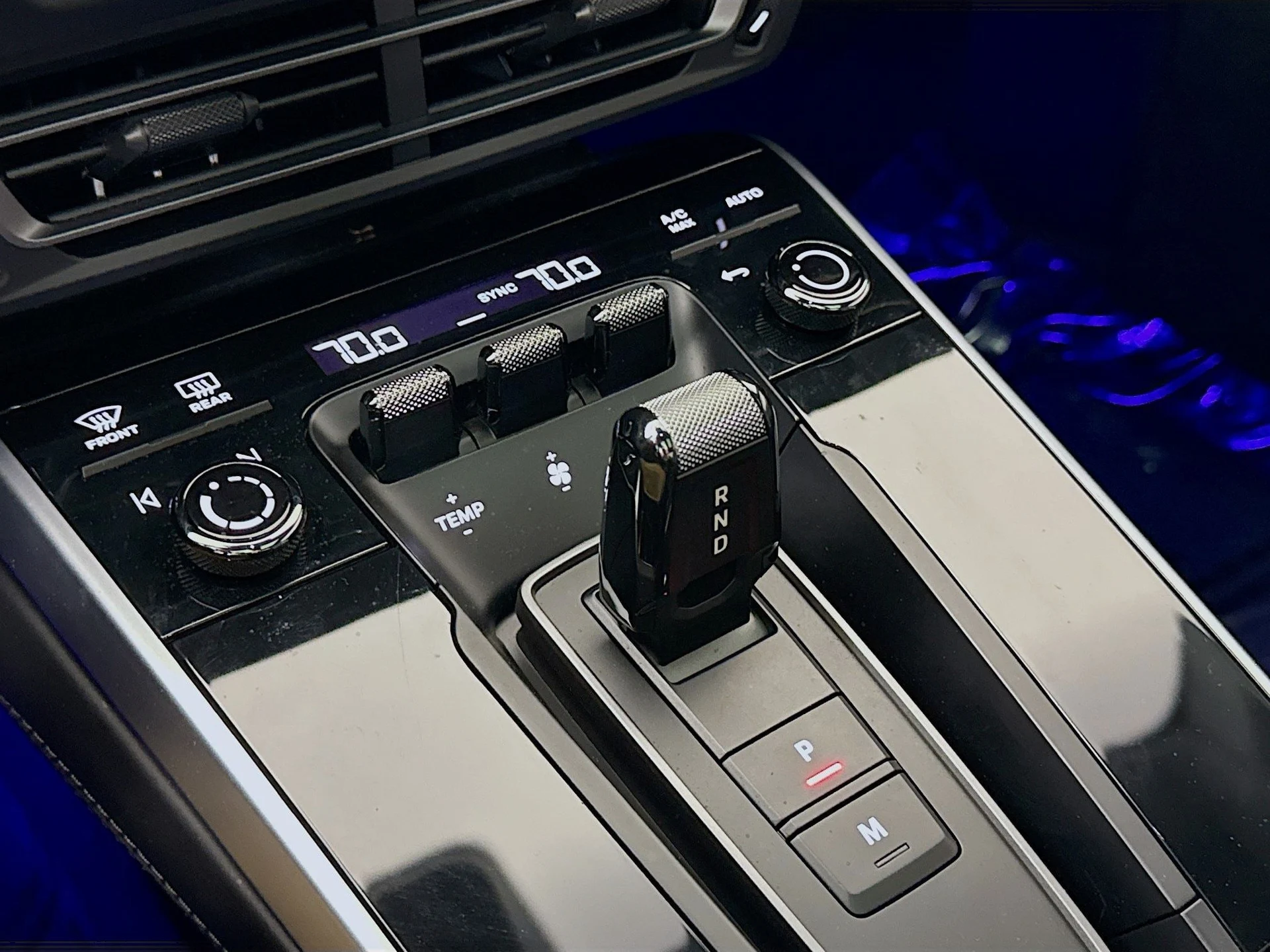 mph019_1013333759_6f39433d77d3d26d109027aea624d96fx_966b8624c1