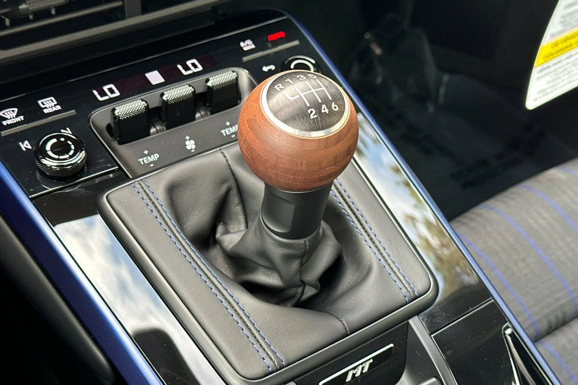 mph019_1014045939_1b8de0632eb754cb67d225ca41acdc98_35969a4b75