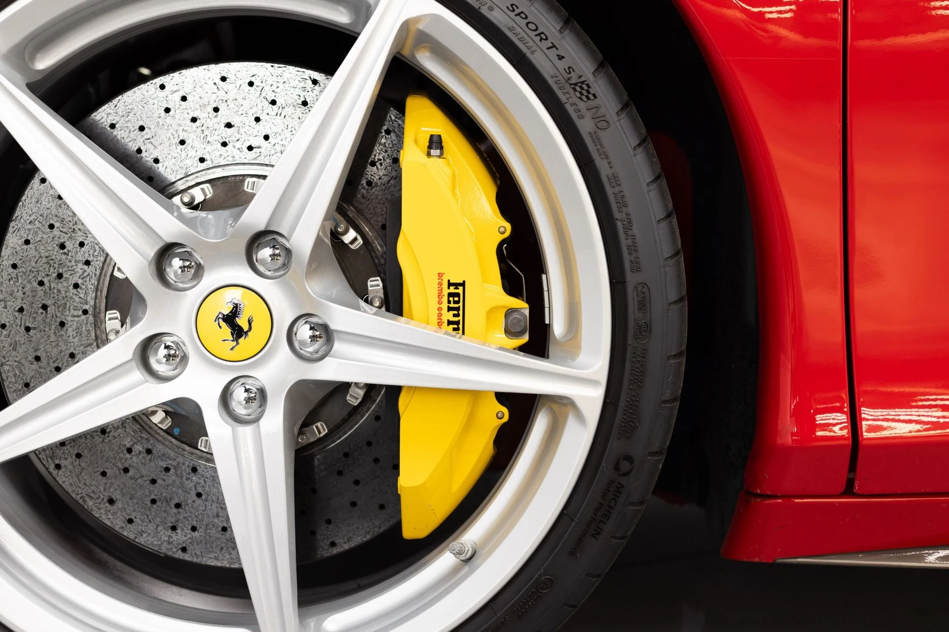 mph019_1016106748_Used_2014_Ferrari_458_Spider_1781623433_8c120c0cdd