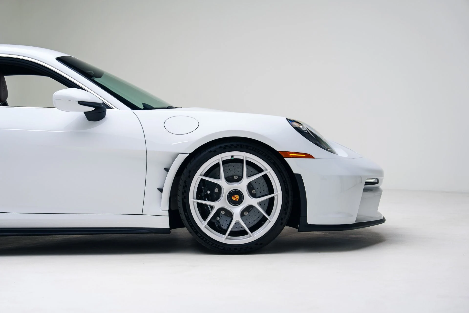 mph019_101637264_Used_2024_Porsche_911_ST_1767635703_00c04910be