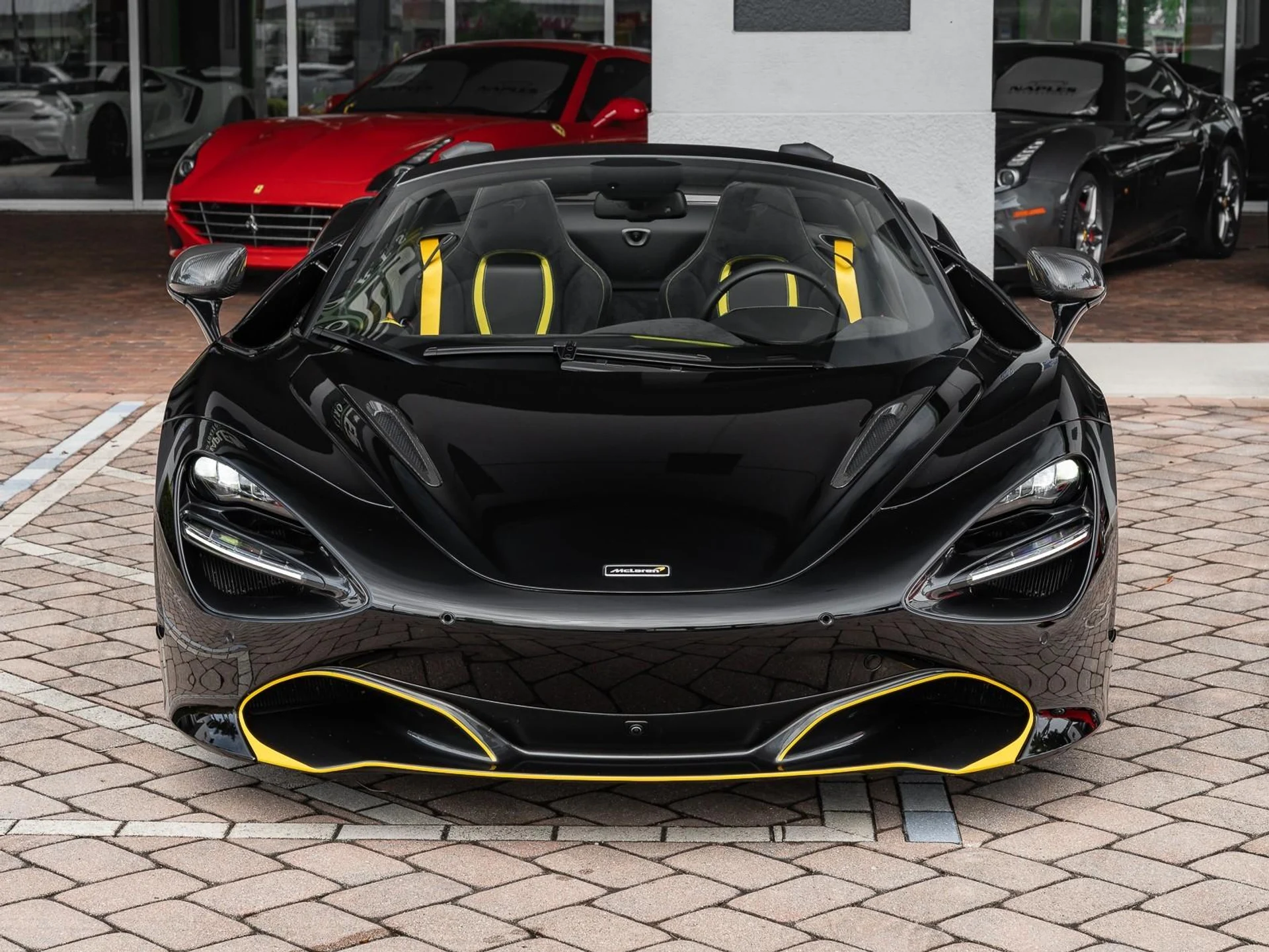 mph019_1016564879_Used_2022_Mc_Laren_720_S_1756483727_4d990fec89