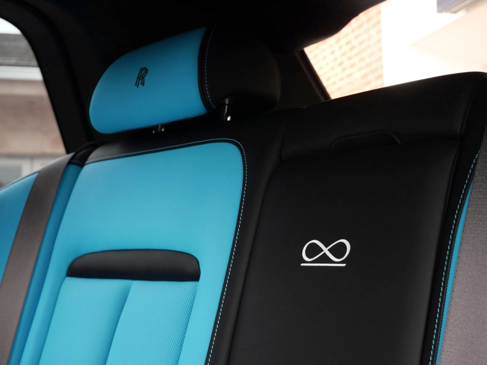 mph019_1028406068_b0ea16d51ecdf445019cc13e8d6dd137x_4d8da8a831