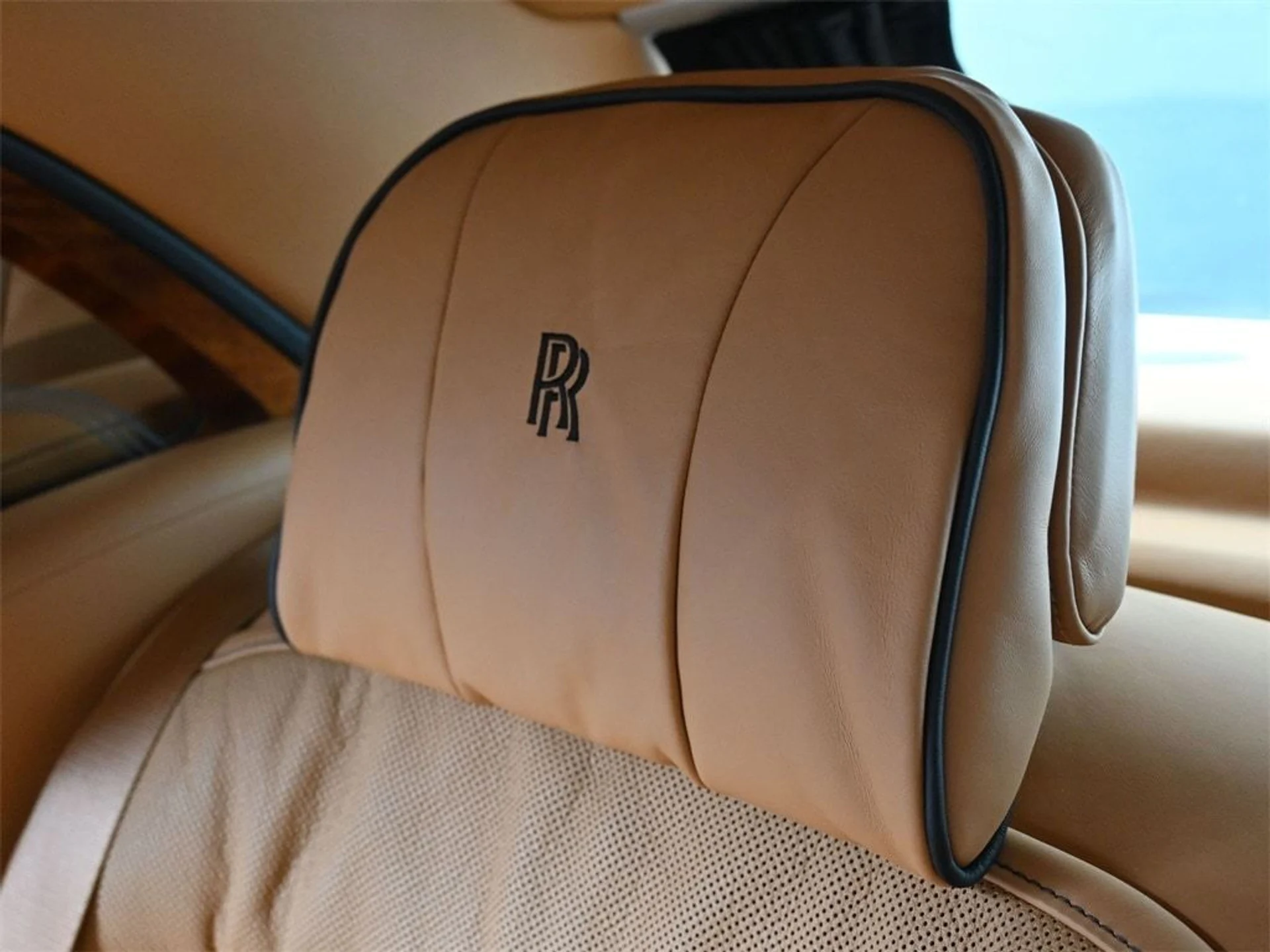 mph019_103073491_ed26c7d403d97a31a972636de61090e4x_e02c8a1d8a