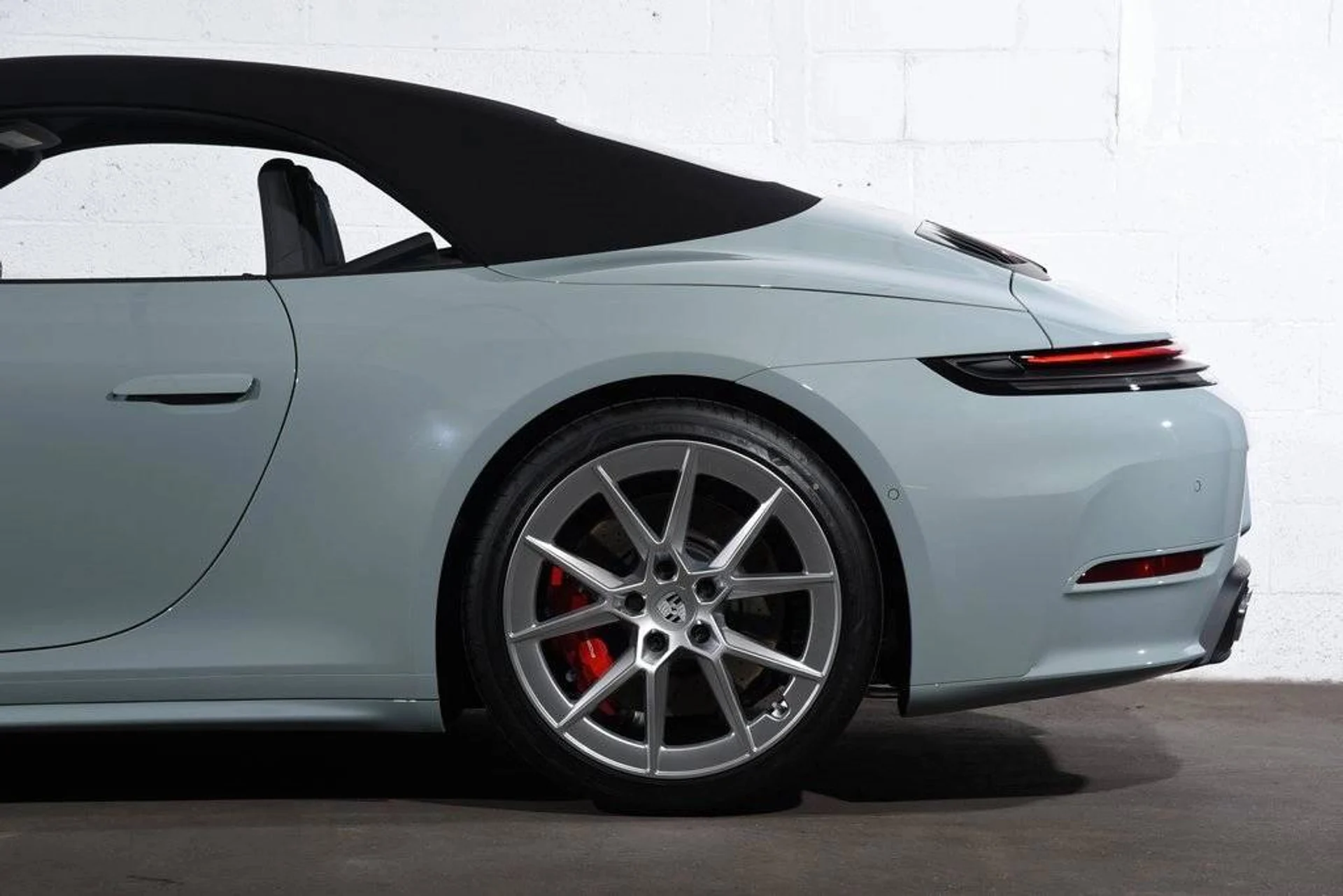 mph019_103674750_c6d3cb7f5ea3448f9ce45febe96f1c44x_a6e9a0b271