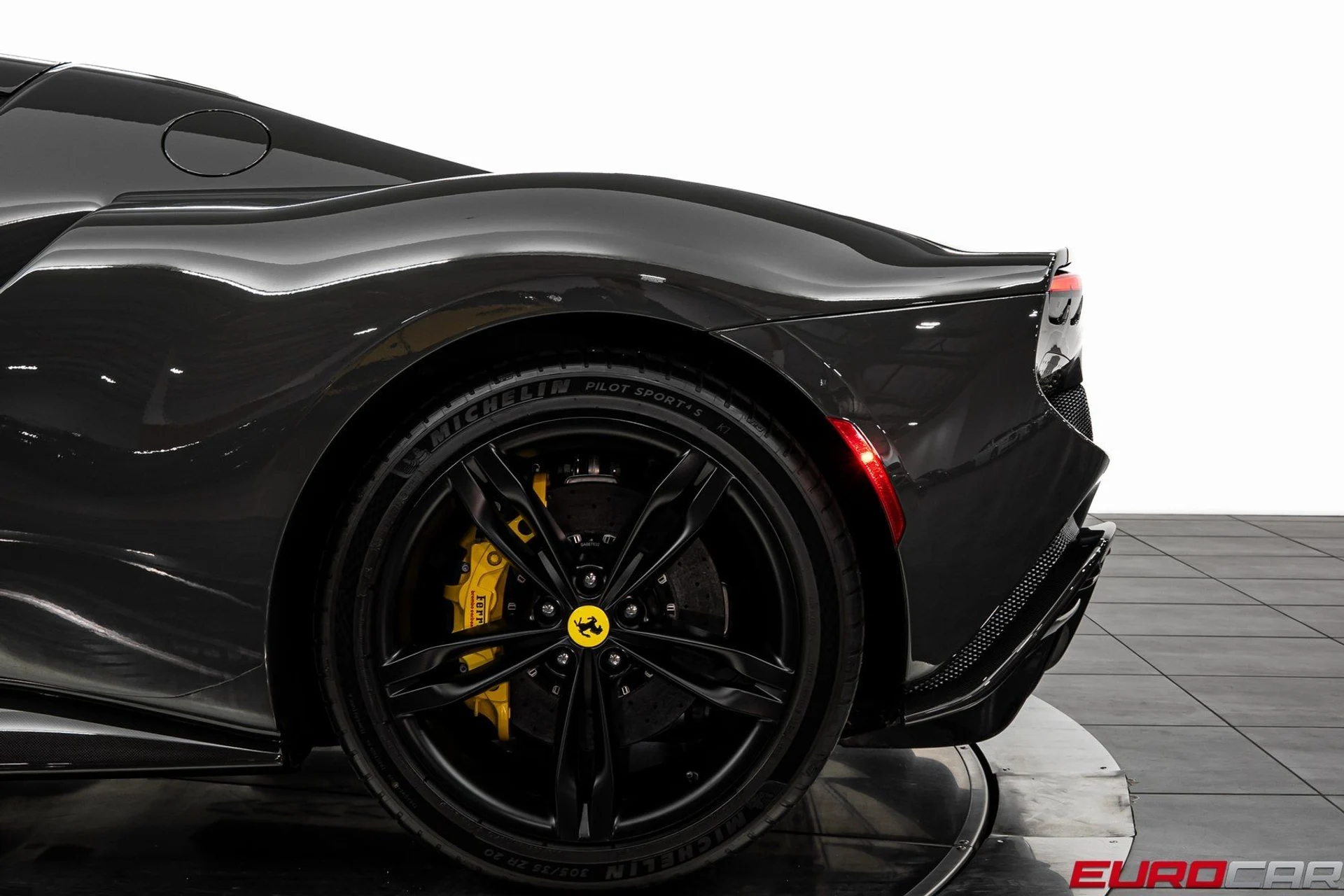 mph019_1042352703_image_20_d2b77ec71f