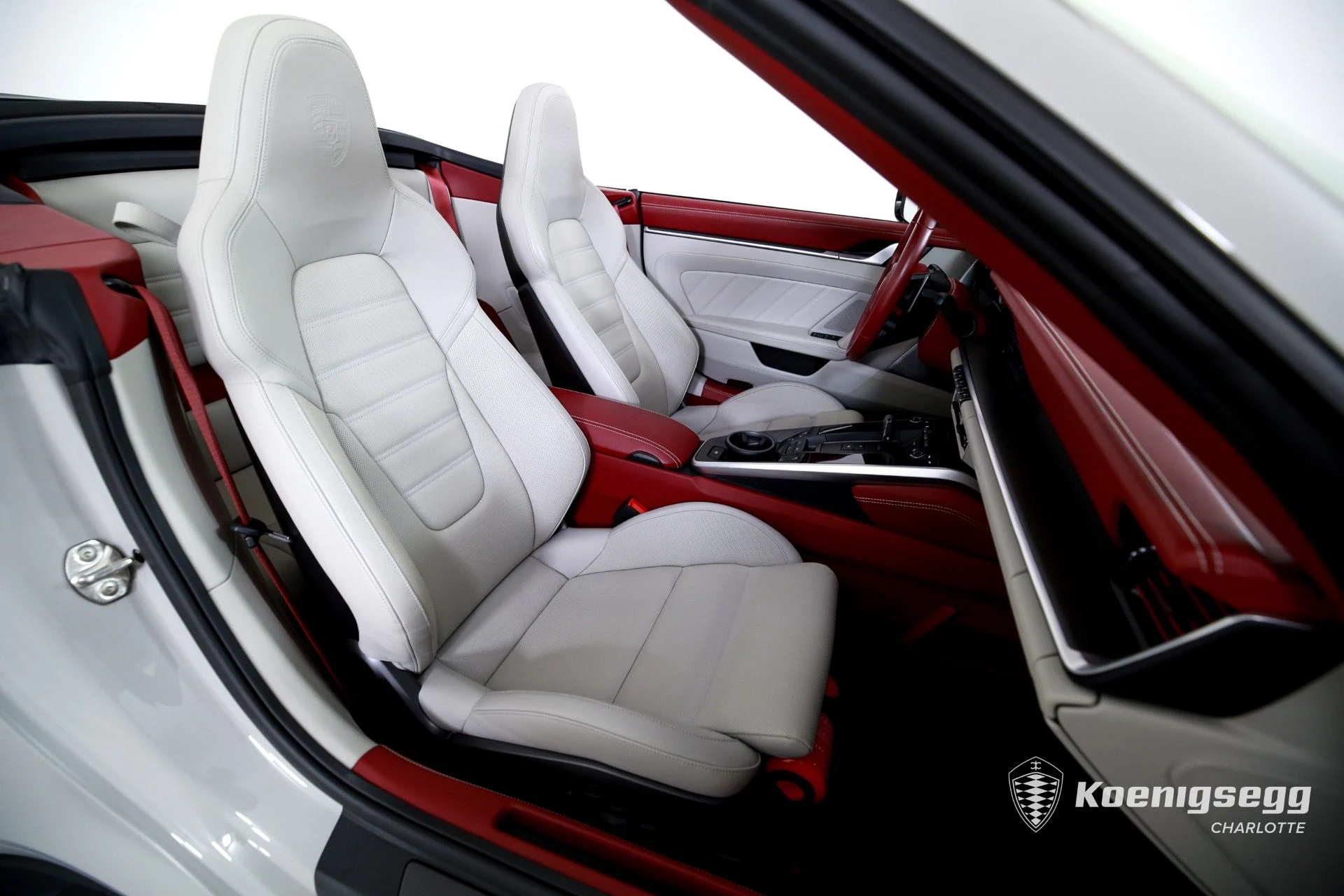 mph019_1056189525_Used_2022_Porsche_911_Turbo_S_1760987734_020bb9b24b