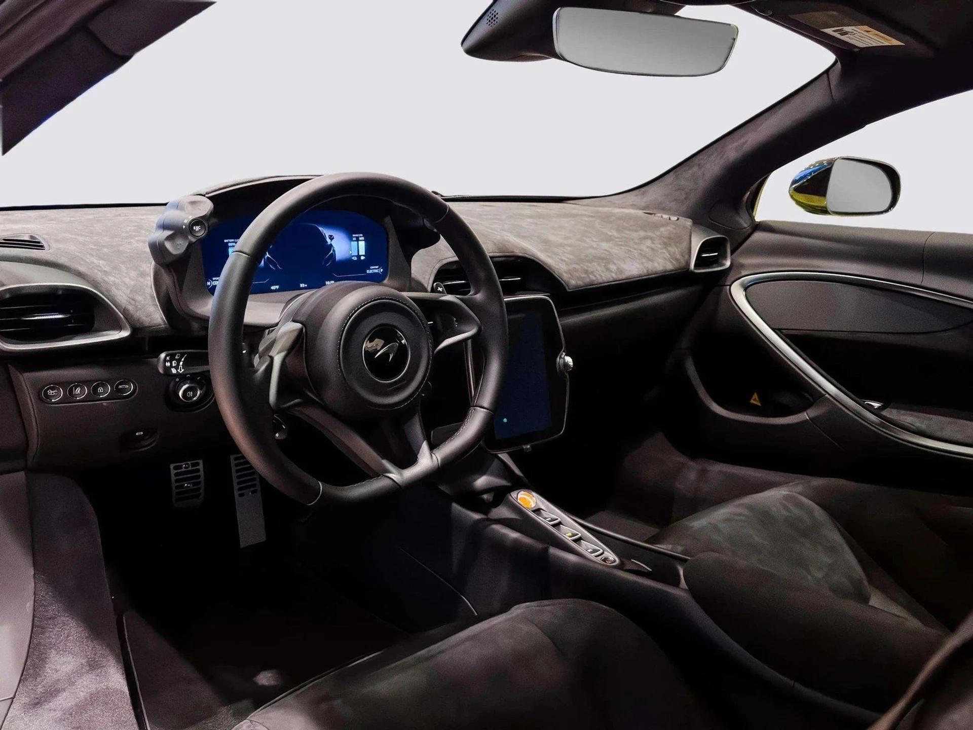 mph019_1060727618_image_20_7b36c58d06