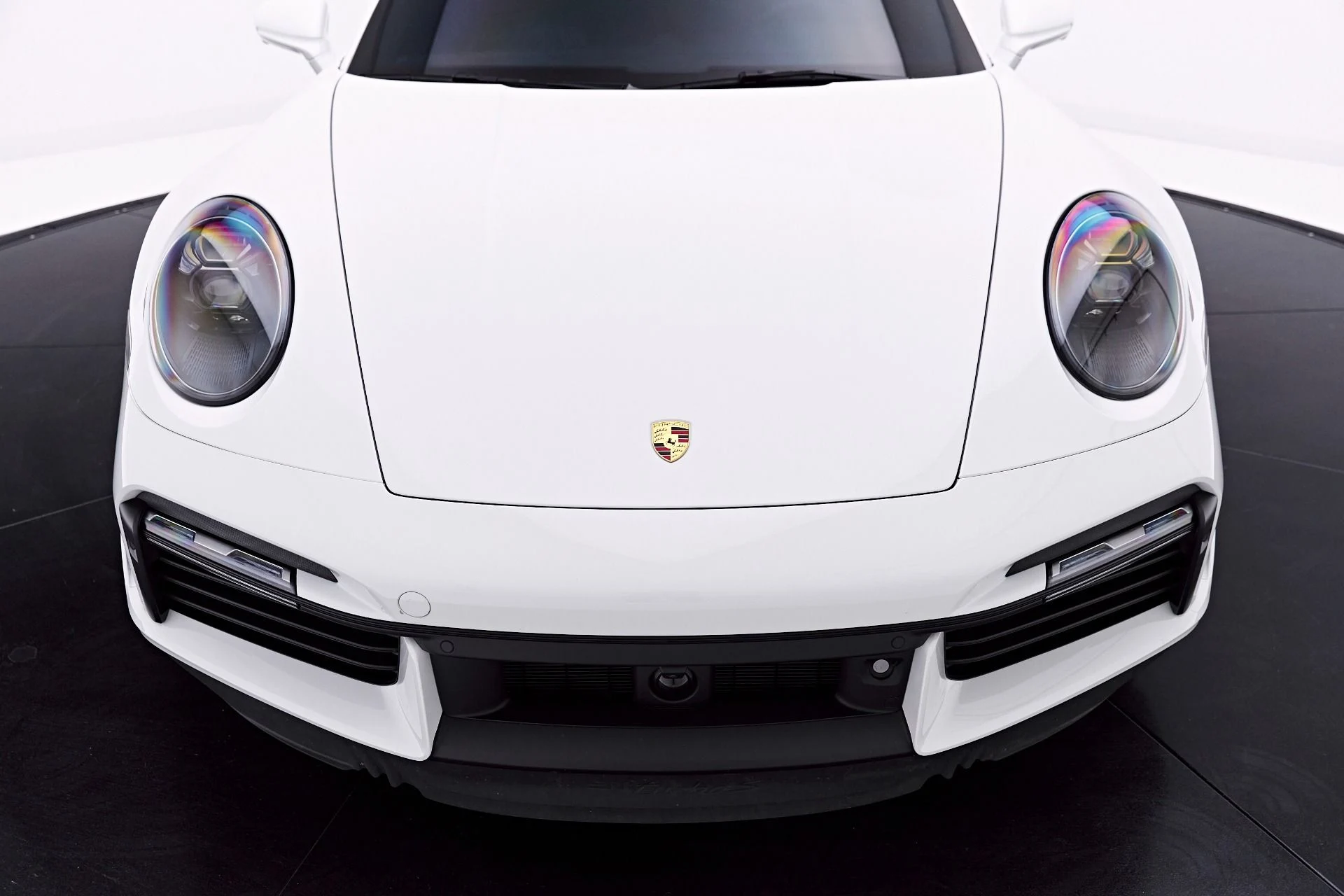 mph019_10632011_Used_2024_Porsche_911_Turbo_S_1777505237_7eb3c44fc7